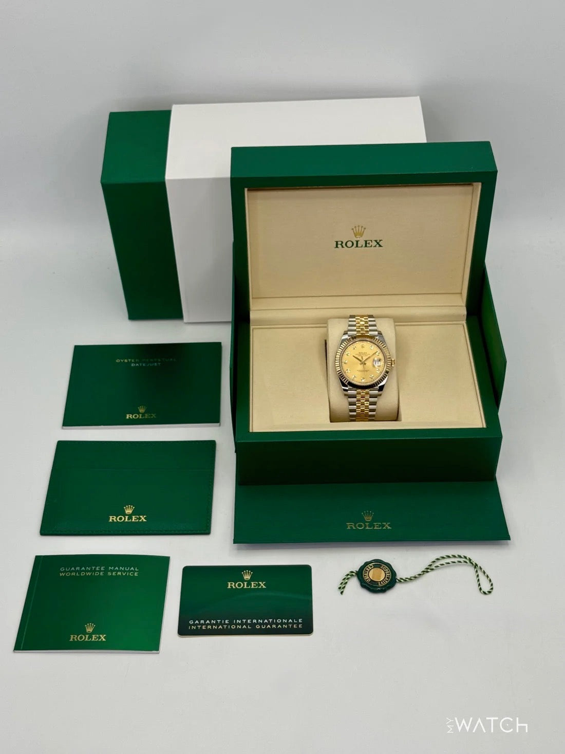 NEW 2026 Rolex Datejust 41mm 126333 Two-Tone Jubilee Champagne Diamond Dial