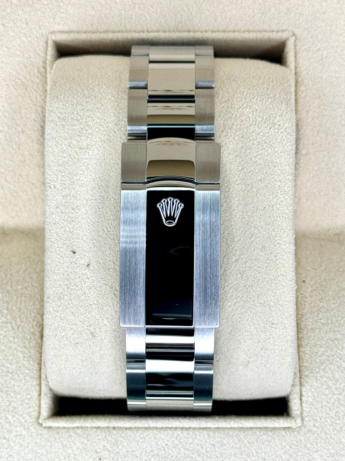 2023 Rolex Sky-Dweller 42mm 326934 Oyster Black Dial
