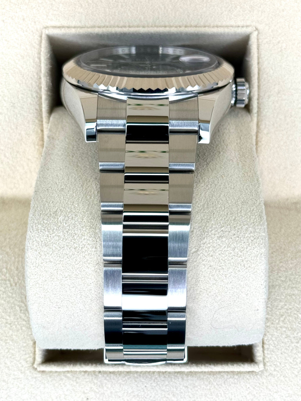 2023 Rolex Sky-Dweller 42mm 326934 Oyster Black Dial