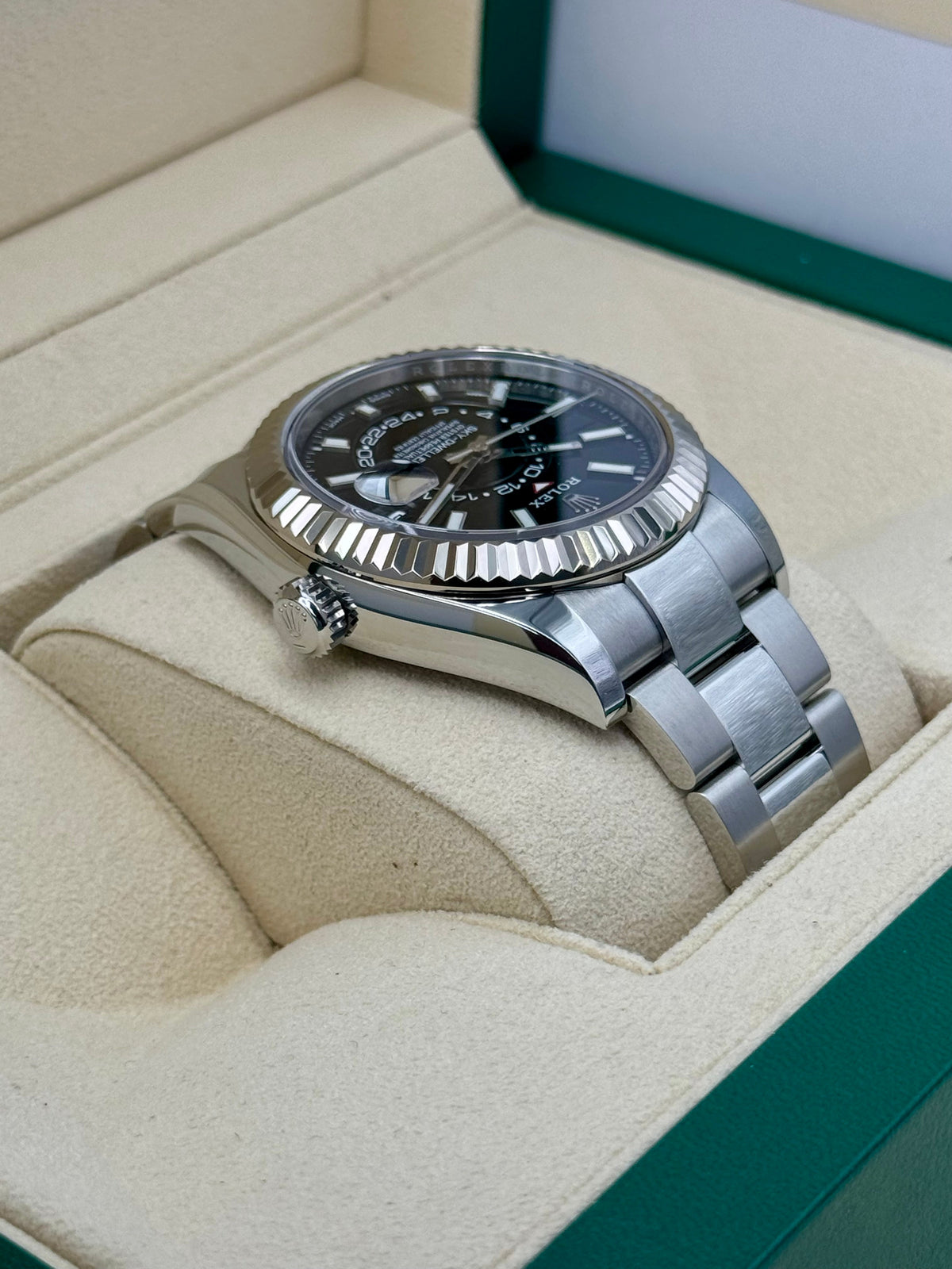 2023 Rolex Sky-Dweller 42mm 326934 Oyster Black Dial