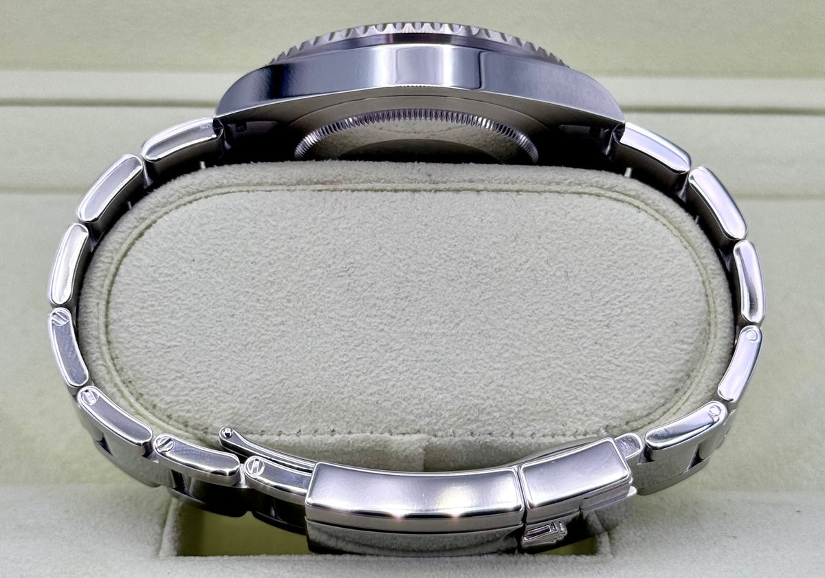 2012 Rolex GMT-Master II 40mm 116710LN Stainless Steel Black Dial