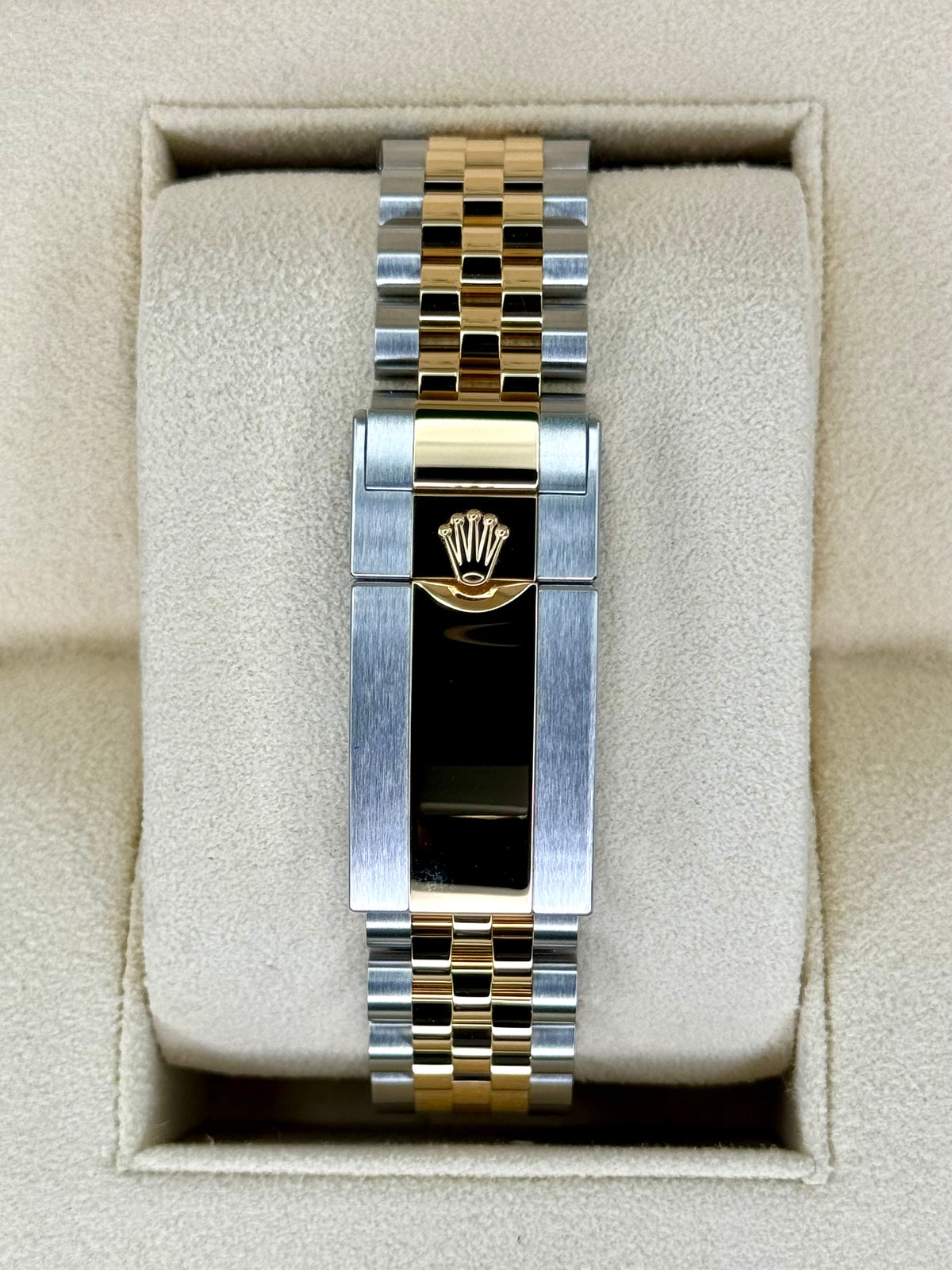 2024 Rolex GMT-Master II 40mm 126713GRNR Two-Tone Jubilee Black Dial