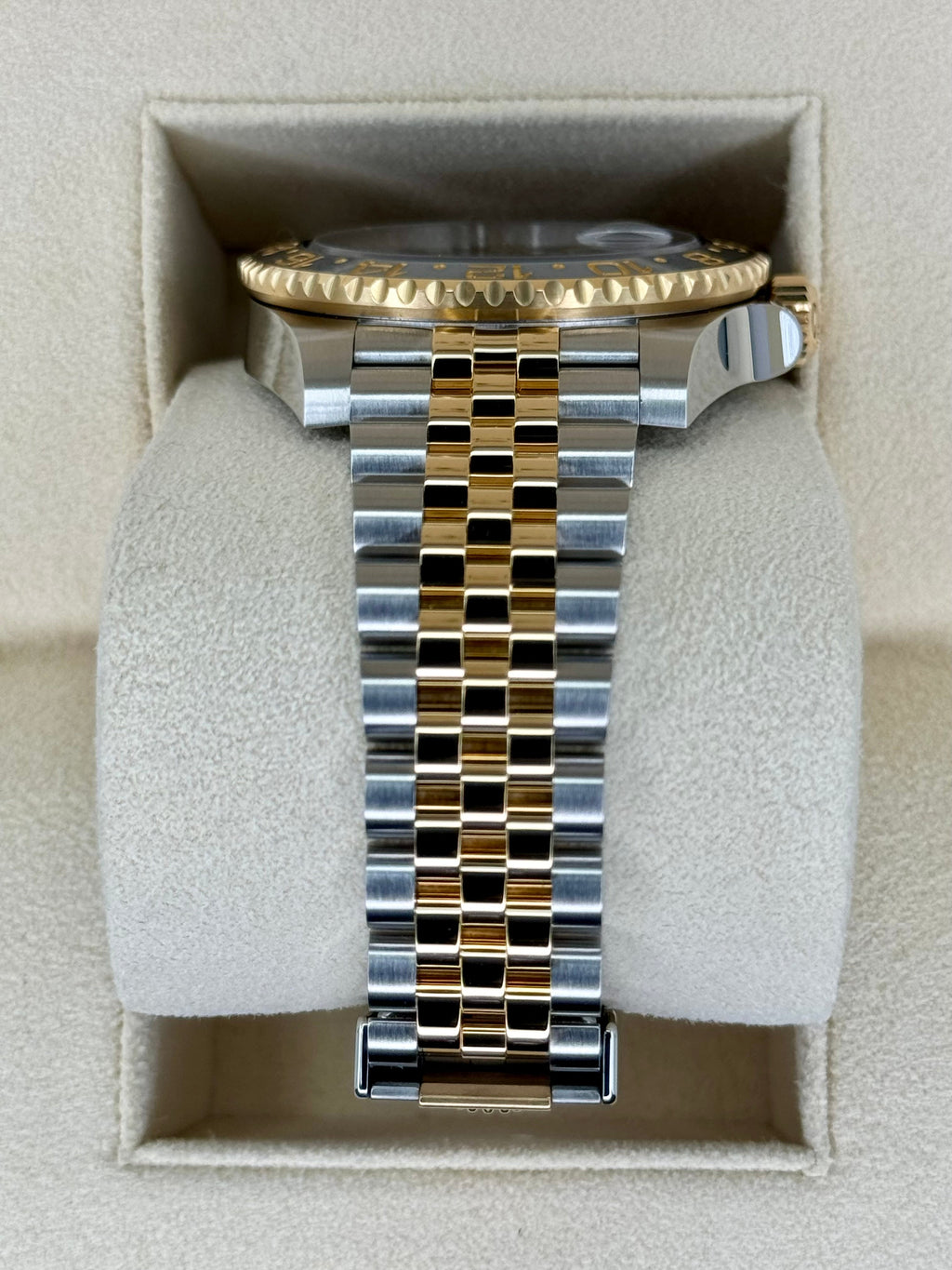 2024 Rolex GMT-Master II 40mm 126713GRNR Two-Tone Jubilee Black Dial