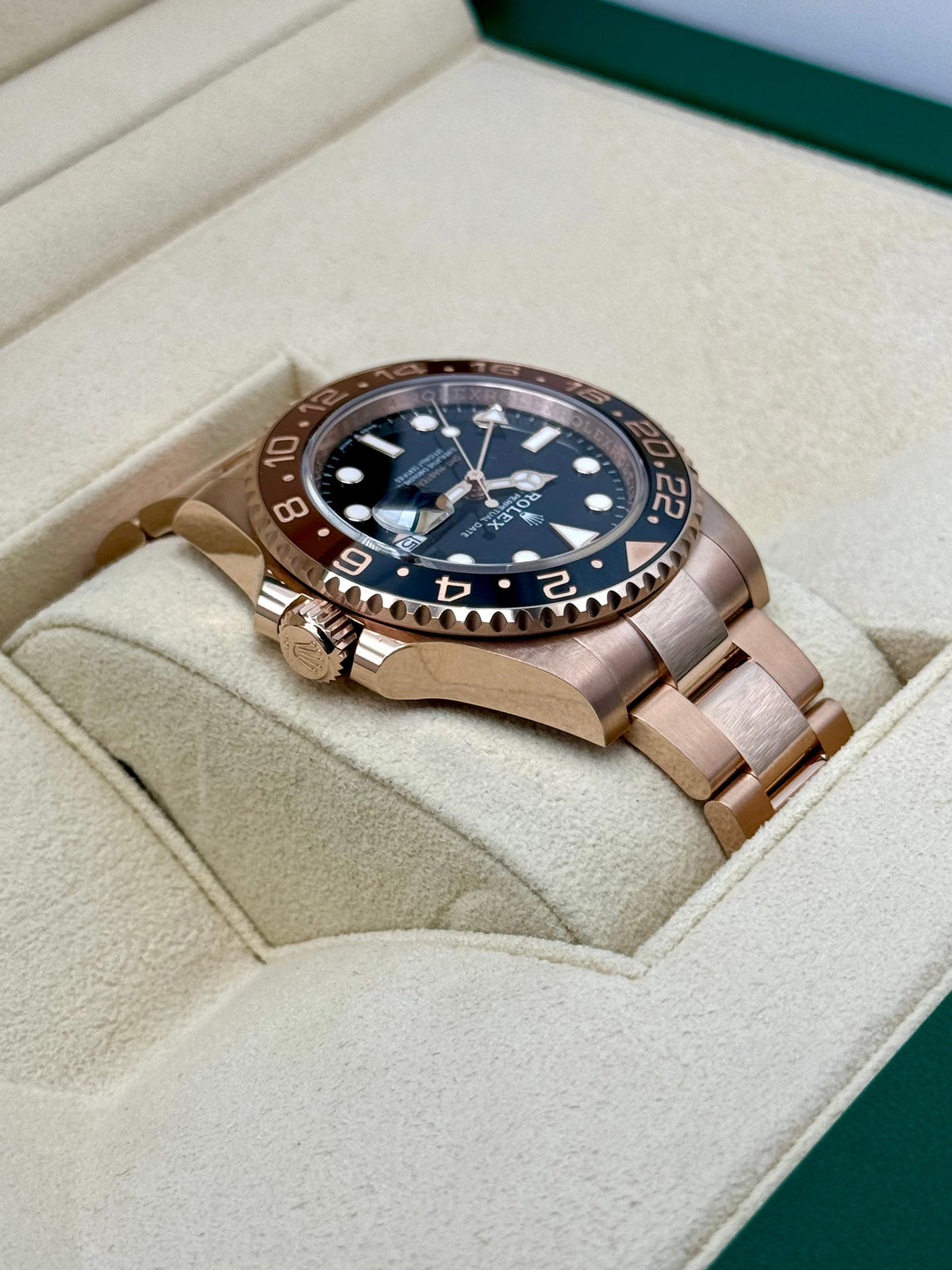 NEW 2025 Rolex GMT-Master II "Rootbeer" 40mm 126715CHNR Rose Gold