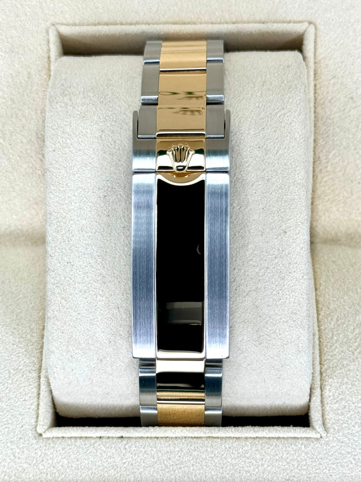 Rolex Submariner “Bluesy” 40mm 116613LB Two-Tone Flat Blue Dial