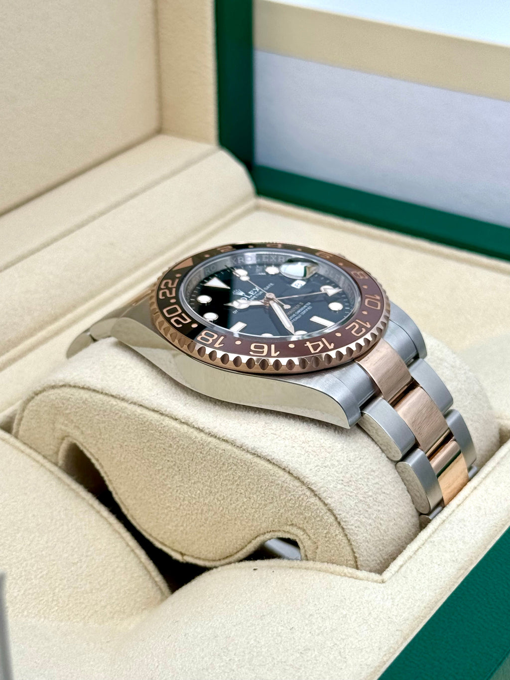 NEW 2023 Rolex GMT-Master II "Rootbeer" 40mm 126711CHNR Two-Tone