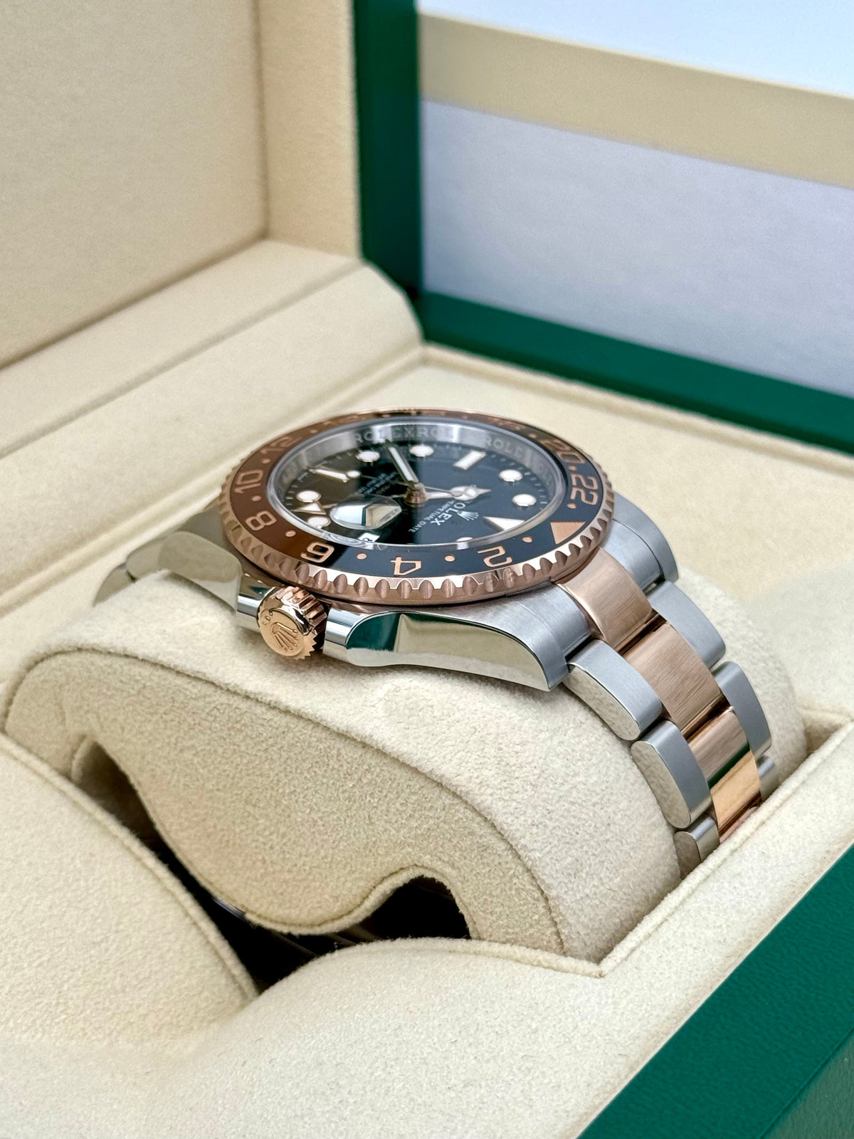 NEW 2023 Rolex GMT-Master II "Rootbeer" 40mm 126711CHNR Two-Tone