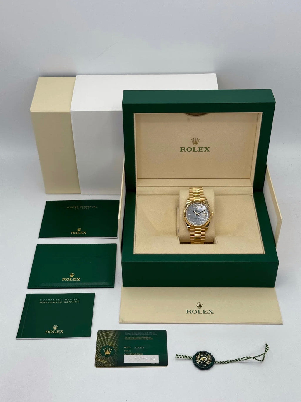 NEW 2025 Rolex Day-Date 40mm 228238 Mother Of Pearl Diamond Dial