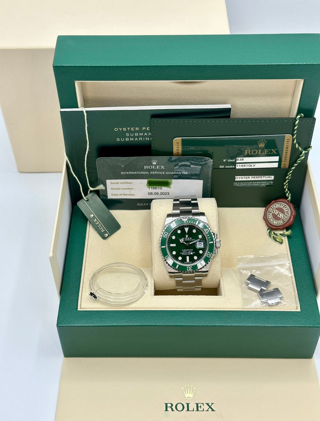 2015 Rolex Submariner "Hulk" 40mm 116610LV Green Dial