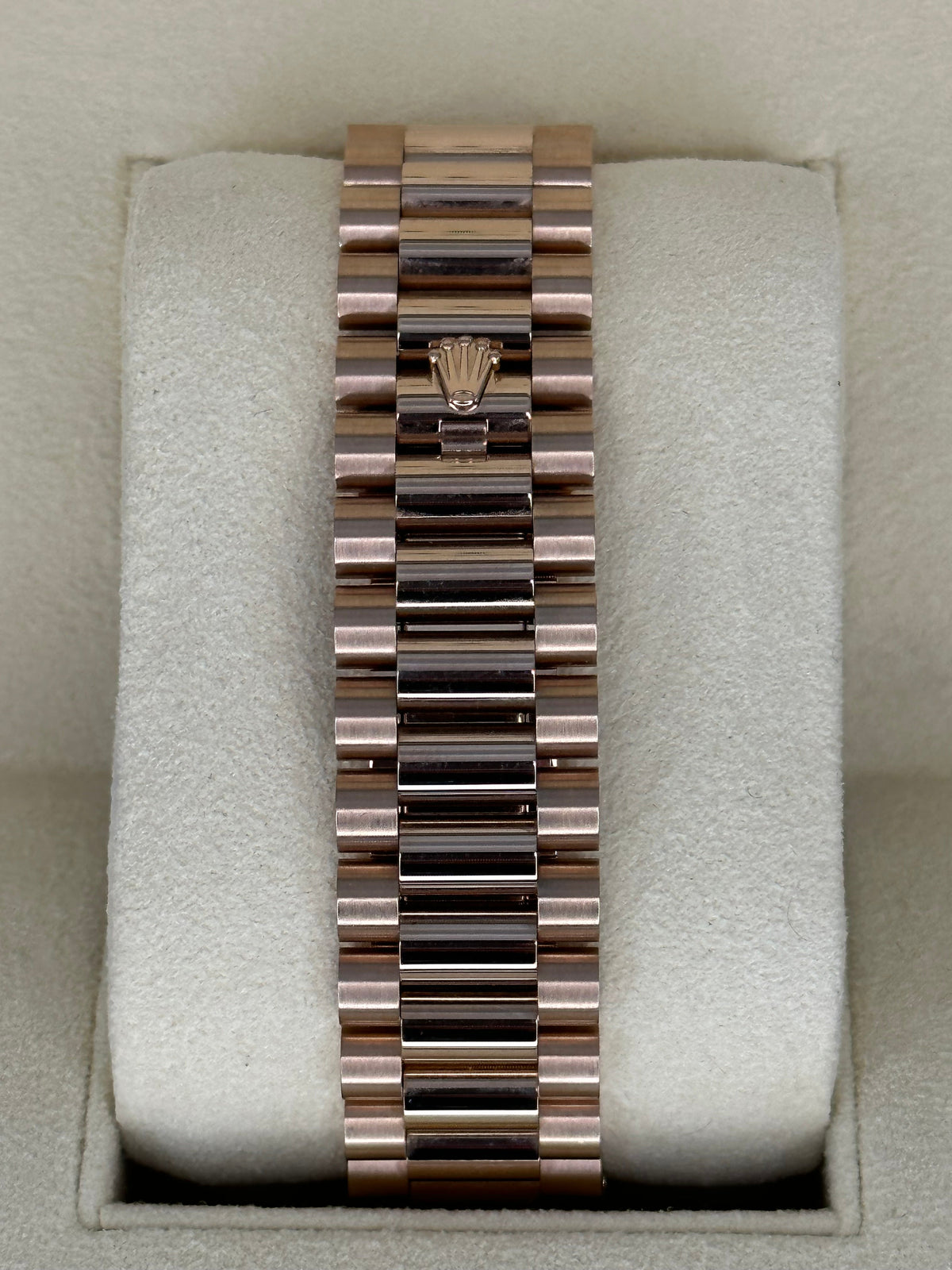 NEW 2022 Rolex Day-Date 40mm 228235 Presidential Rose Gold Olive Dial