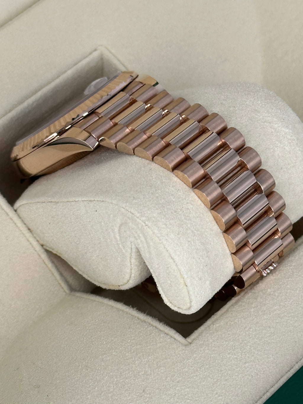 NEW 2022 Rolex Day-Date 40mm 228235 Presidential Rose Gold Olive Dial