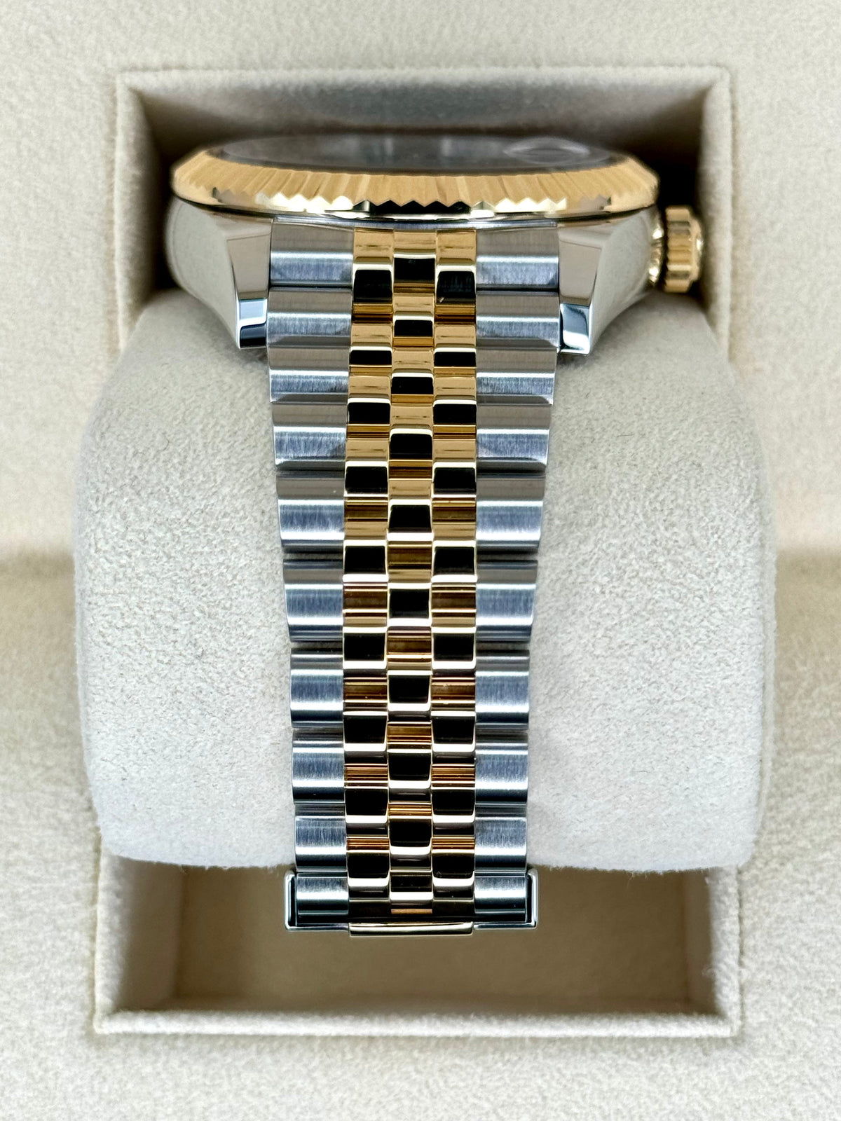 2023 Rolex Sky-Dweller 42mm 326933 Two-Tone Jubilee Black Dial
