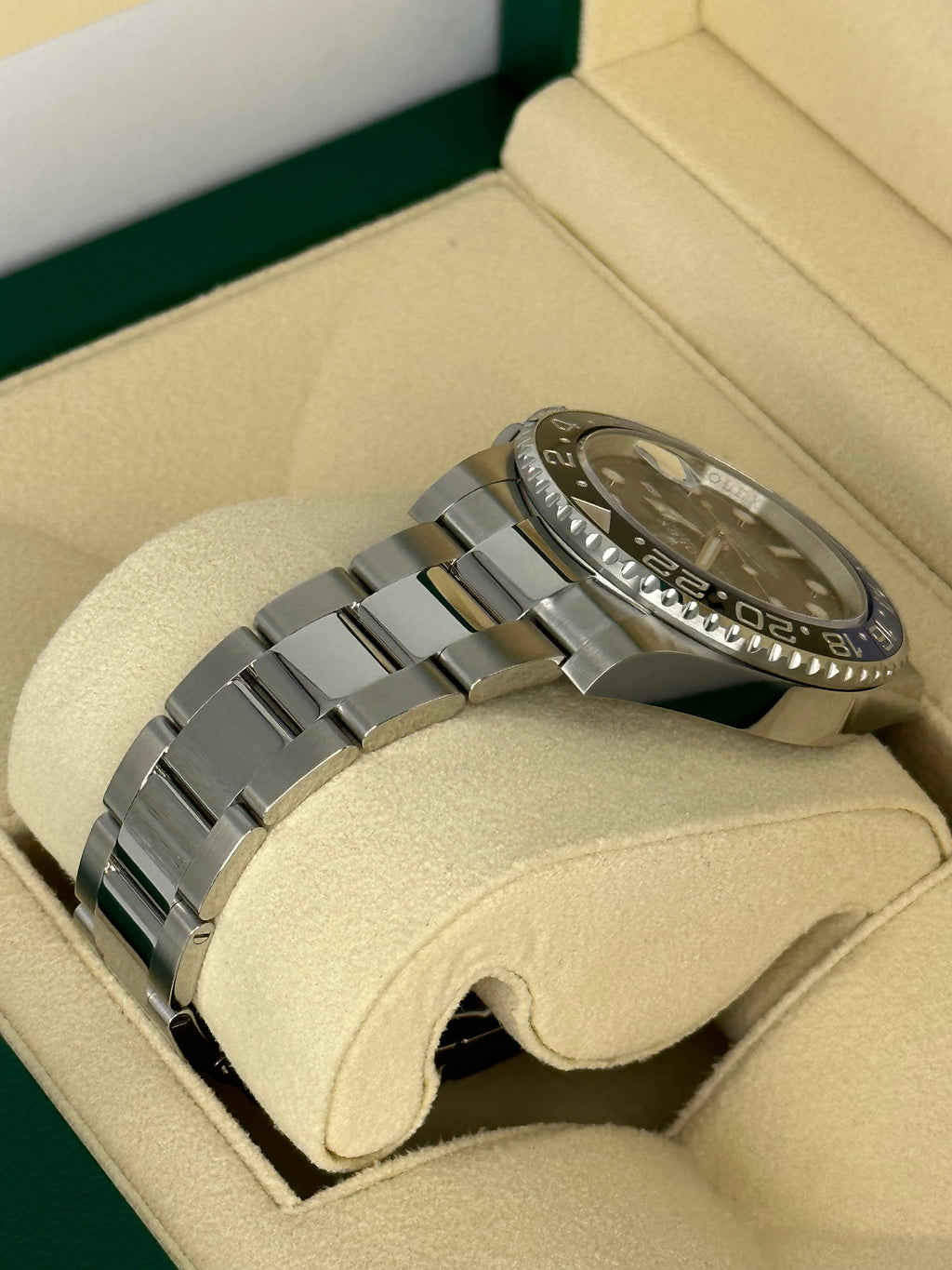 NEW 2023 Rolex GMT-Master II "Batman" 40mm 126710BLNR Oyster