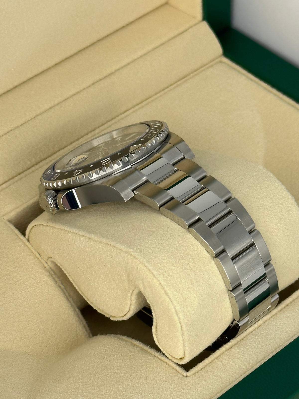 NEW 2023 Rolex GMT-Master II "Batman" 40mm 126710BLNR Oyster