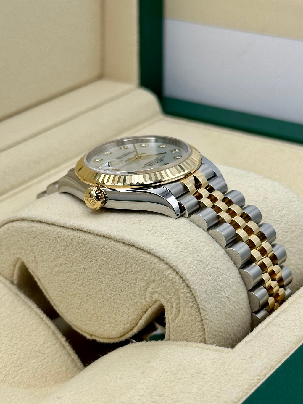 NEW 2023 Rolex Datejust 31mm 278273 Two-Tone Jubilee MOP Diamond Dial