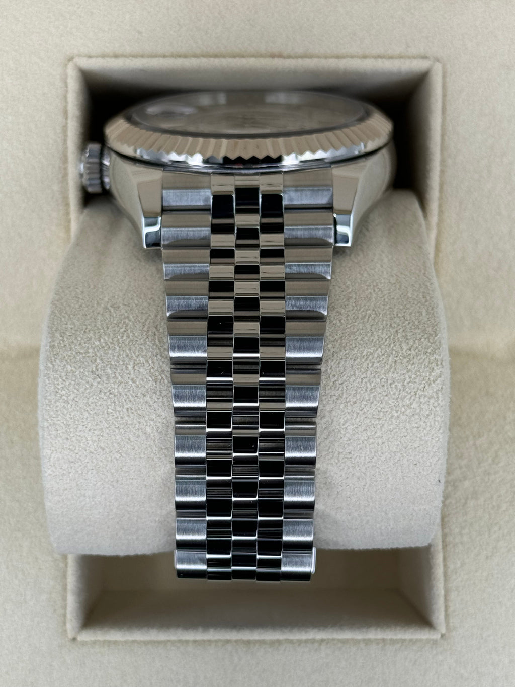 2022 Rolex Sky-Dweller 42mm 326934 Stainless Steel Jubilee White Dial