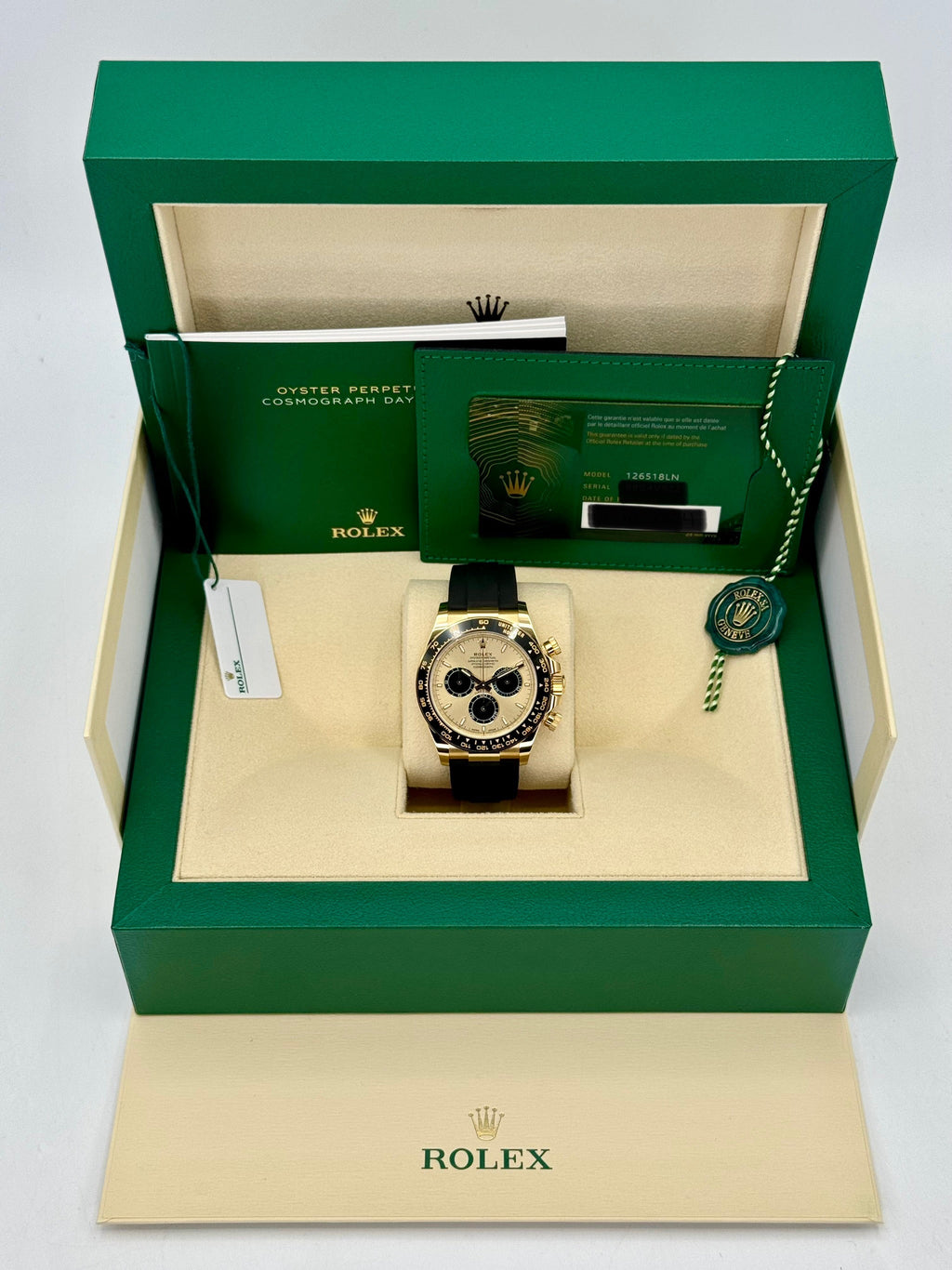 NEW 2025 Rolex Daytona 40mm 126518LN Yellow Gold Champagne Dial