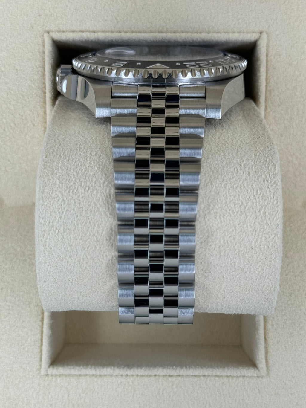 2022 Rolex GMT-Master II "Batgirl" 40mm 126710BLNR Jubilee Black Dial