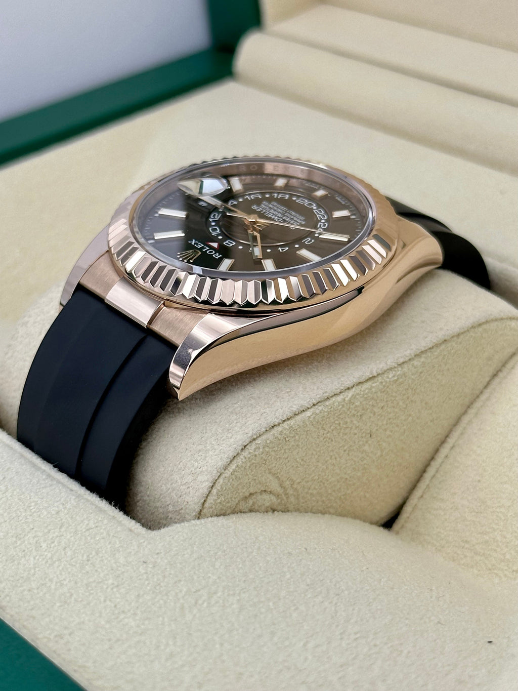 2022 Rolex Sky-Dweller 42mm 326235 Rose Gold Oysterflex Chocolate Dial