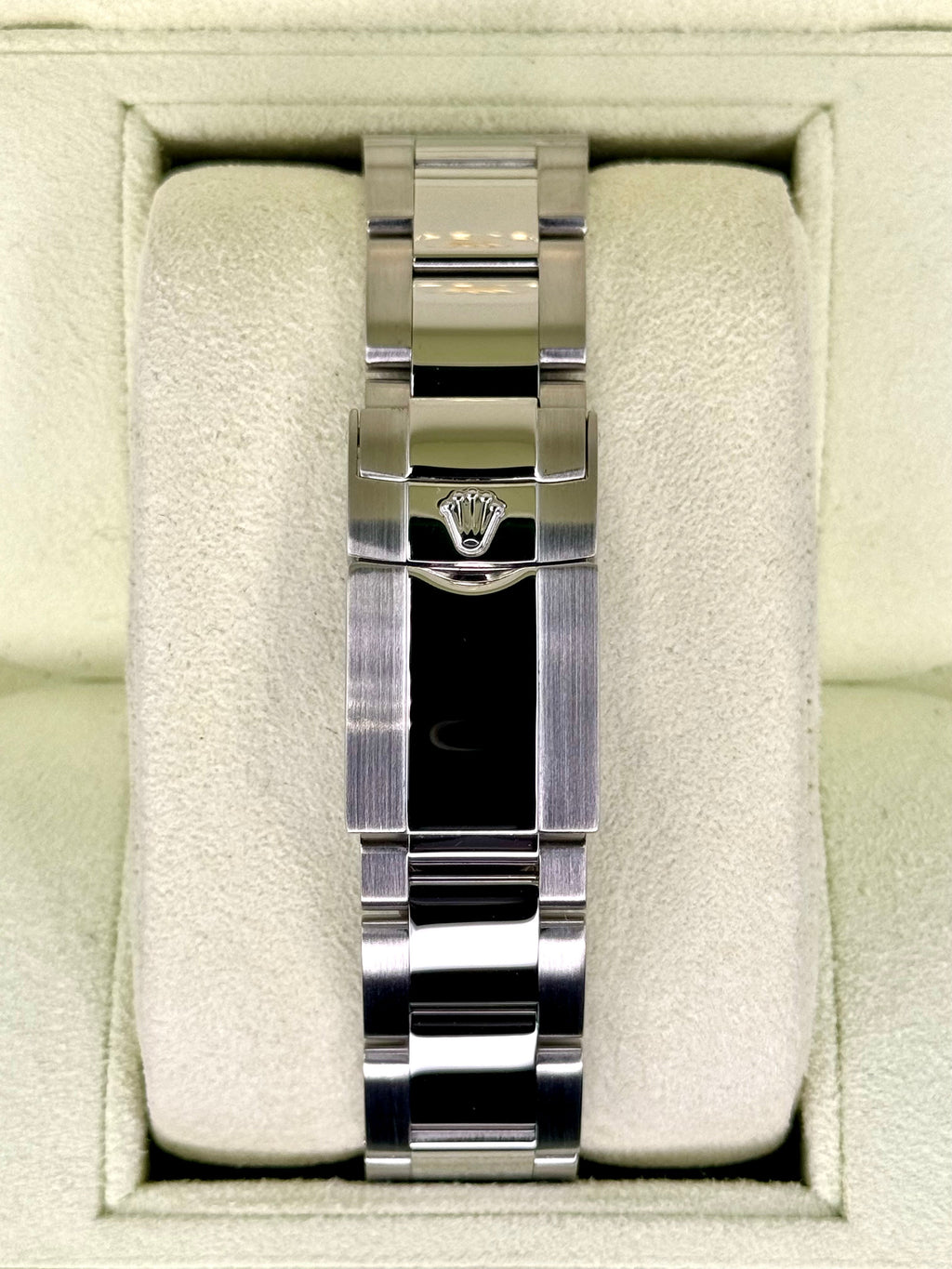 2005 Rolex Daytona 40mm 116520 Stainless Steel White Dial
