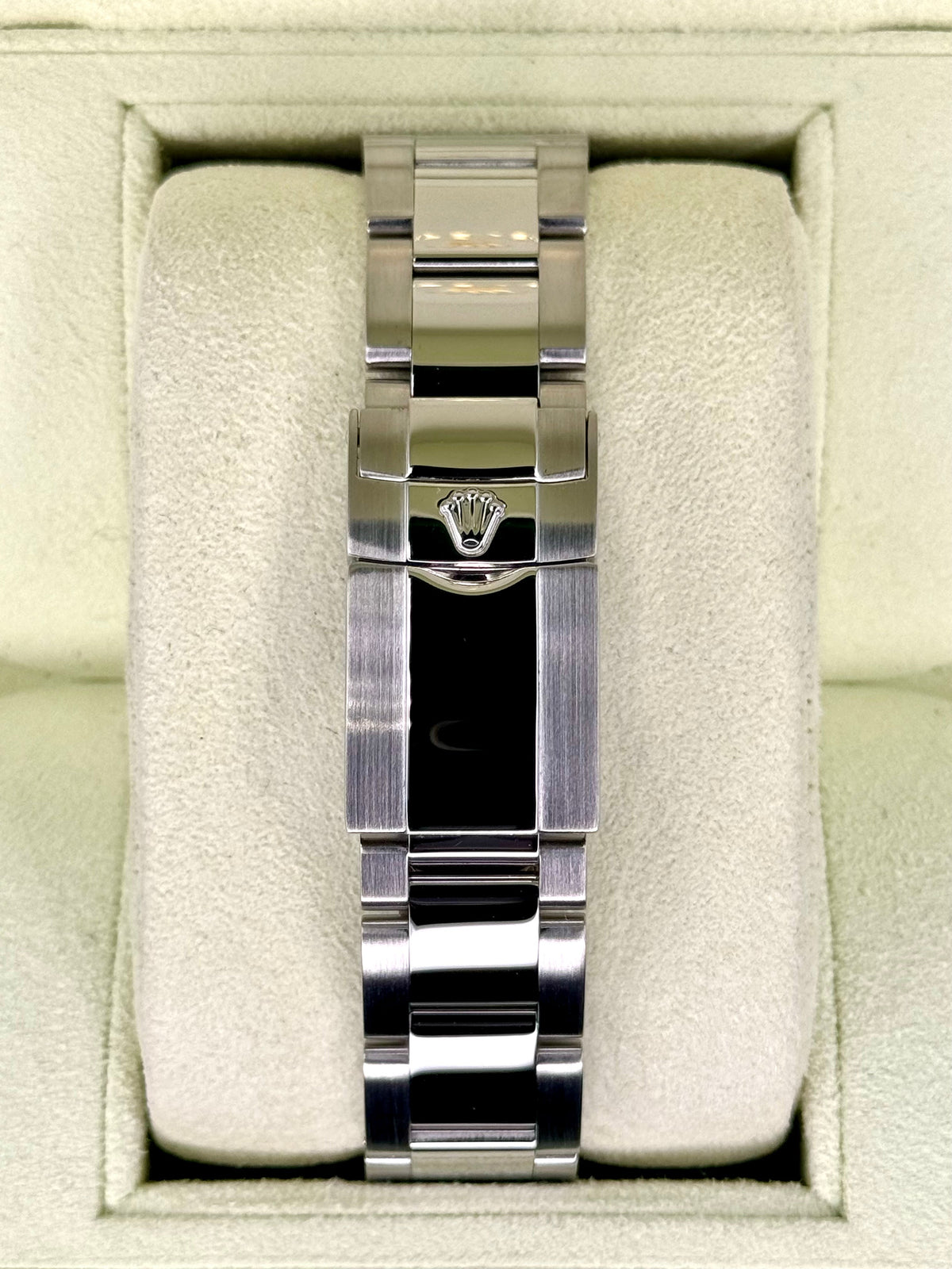 2005 Rolex Daytona 40mm 116520 Stainless Steel White Dial