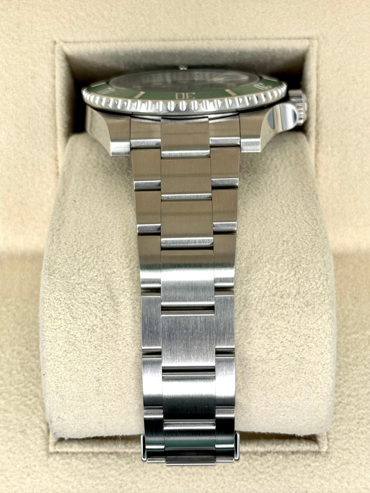 2014 Rolex Submariner "Hulk" 40mm 116610LV Green Dial