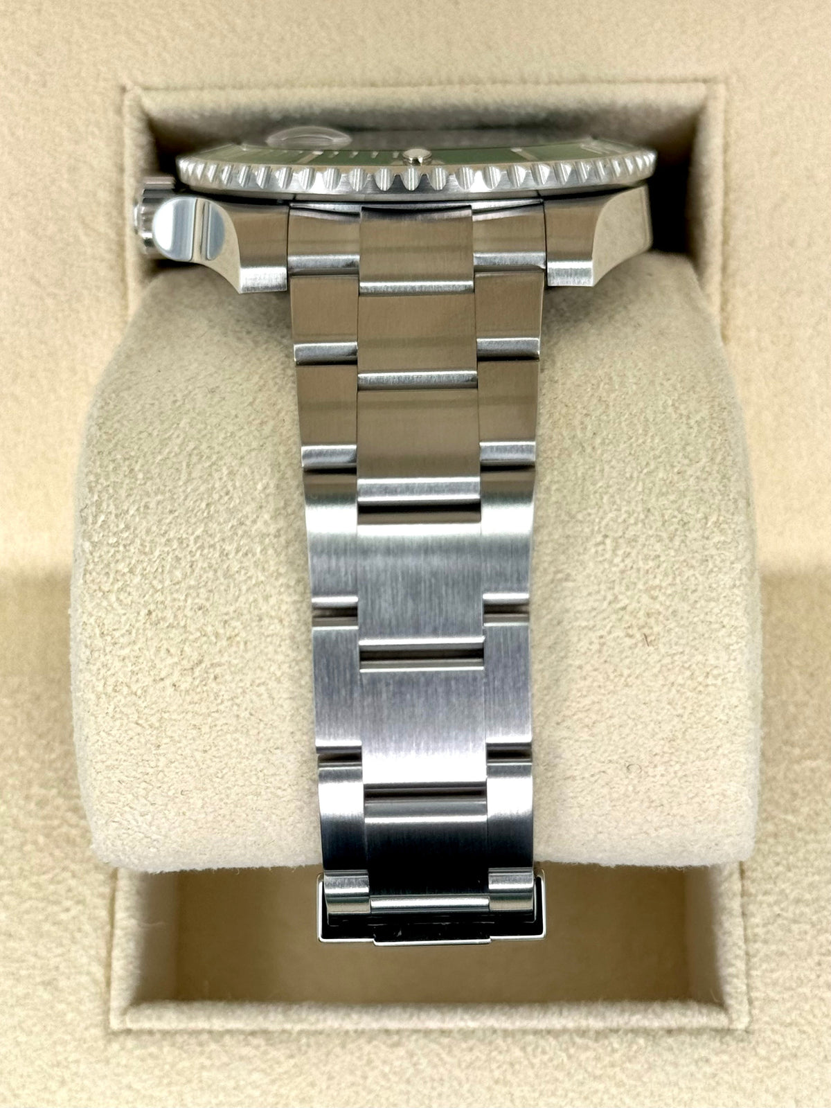 2014 Rolex Submariner "Hulk" 40mm 116610LV Green Dial