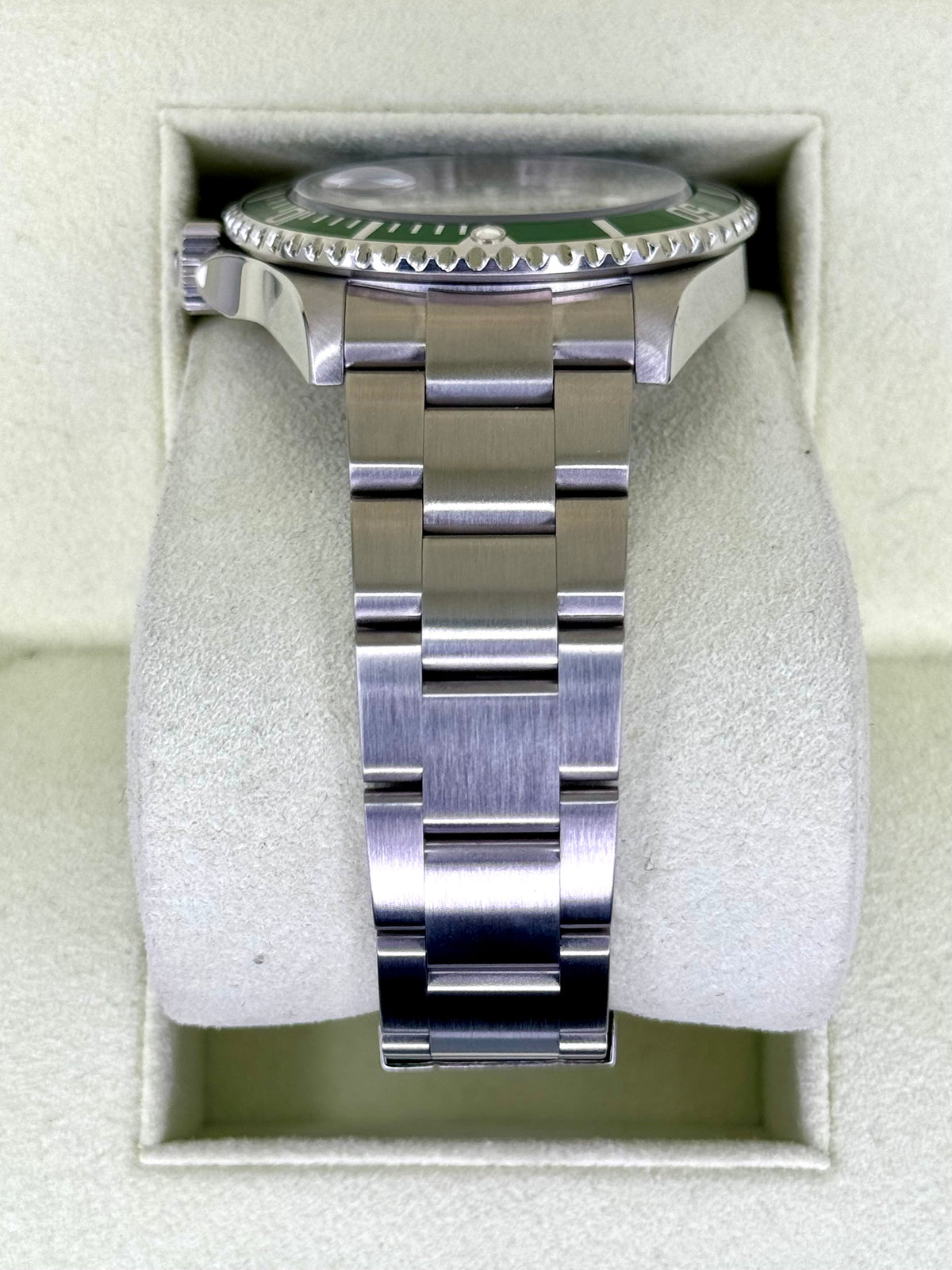 2009 Rolex Submariner "Kermit" 40mm 16610LV Stainless Steel Black Dial