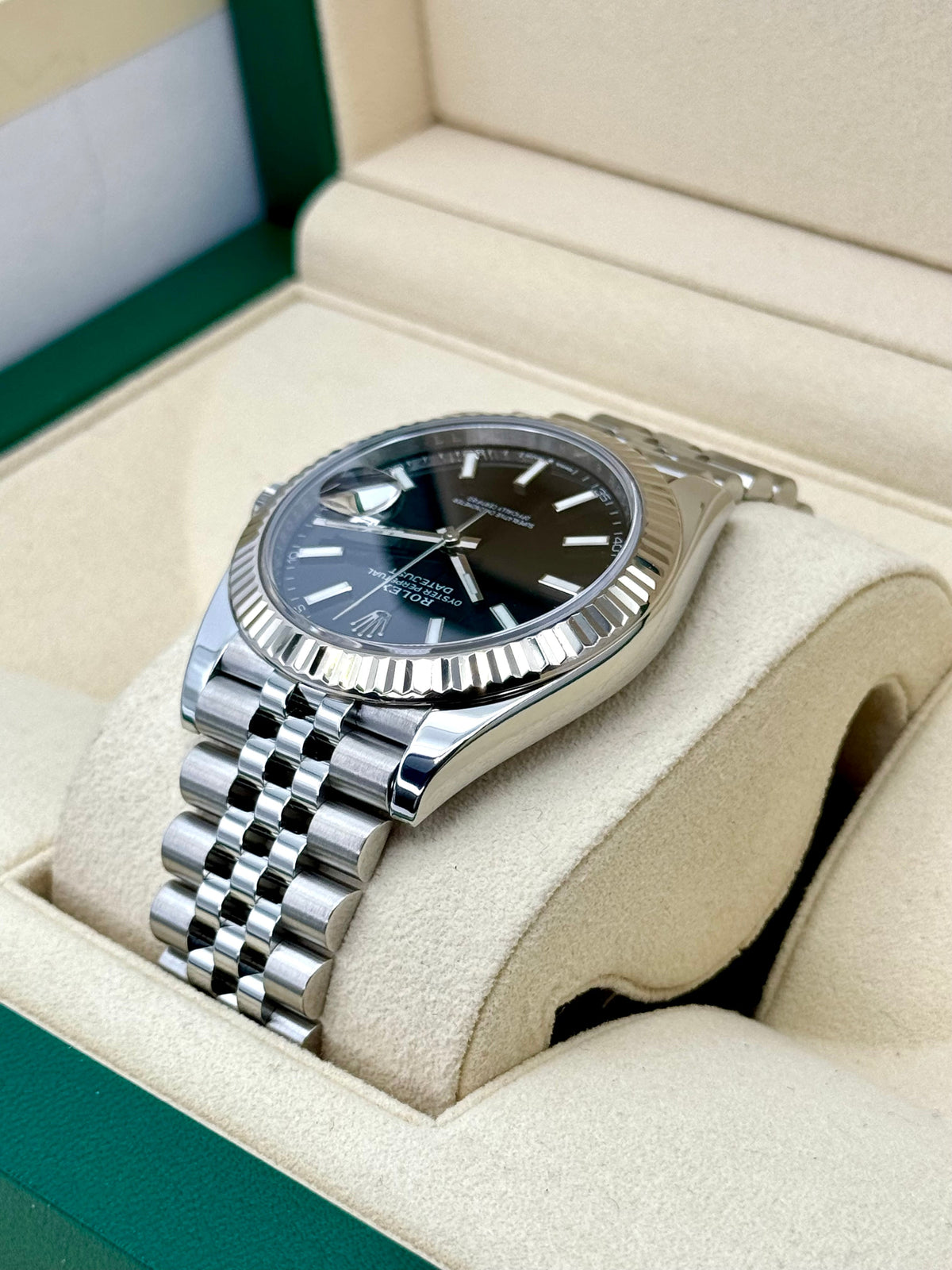 2020 Rolex Datejust 41mm 126334 Stainless Steel Jubilee Black Dial