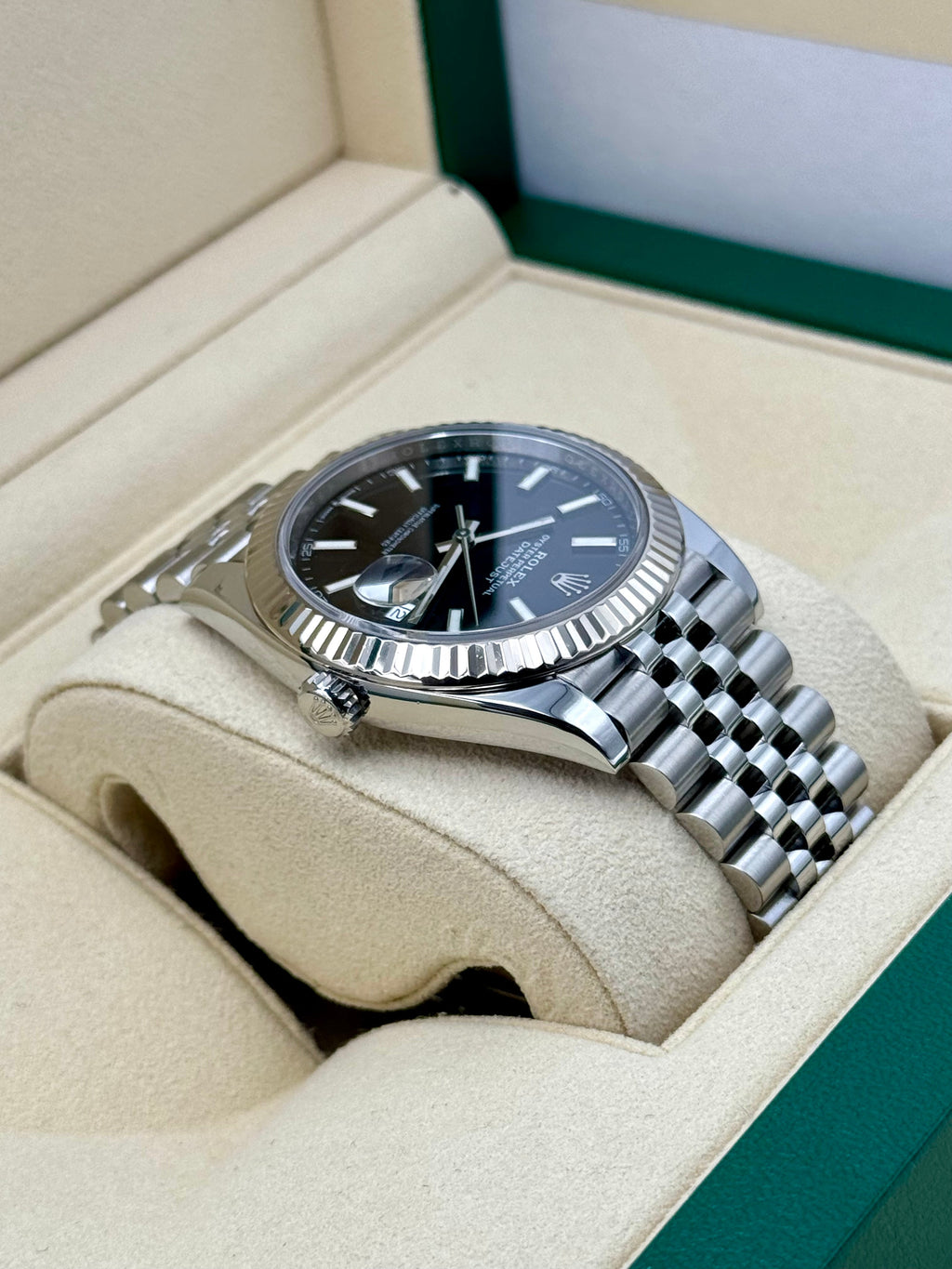 2020 Rolex Datejust 41mm 126334 Stainless Steel Jubilee Black Dial