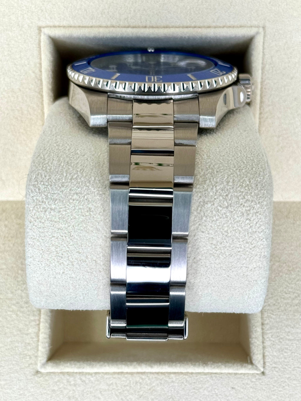 2018 Rolex Submariner "Smurf" 40mm 116619LB White Gold Blue Dial