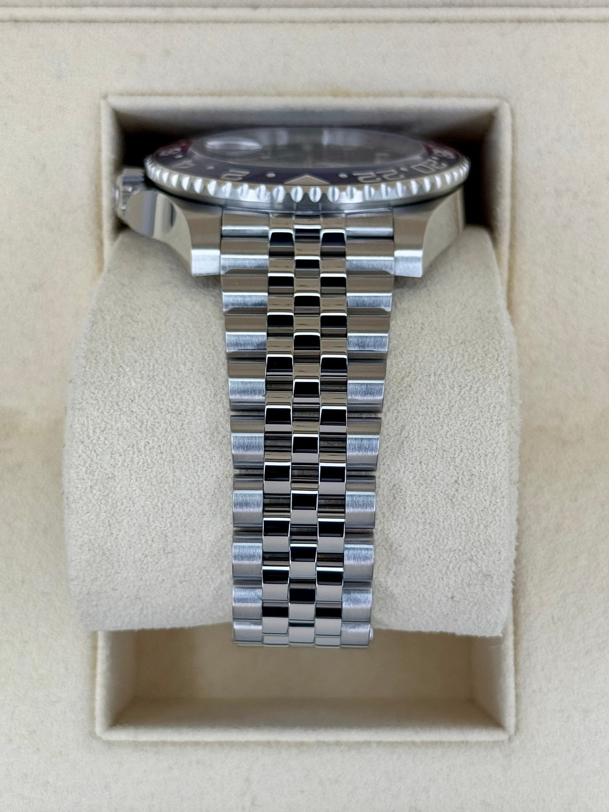 2020 Rolex GMT Master-II "Pepsi" 40mm 126710BLRO Jubilee