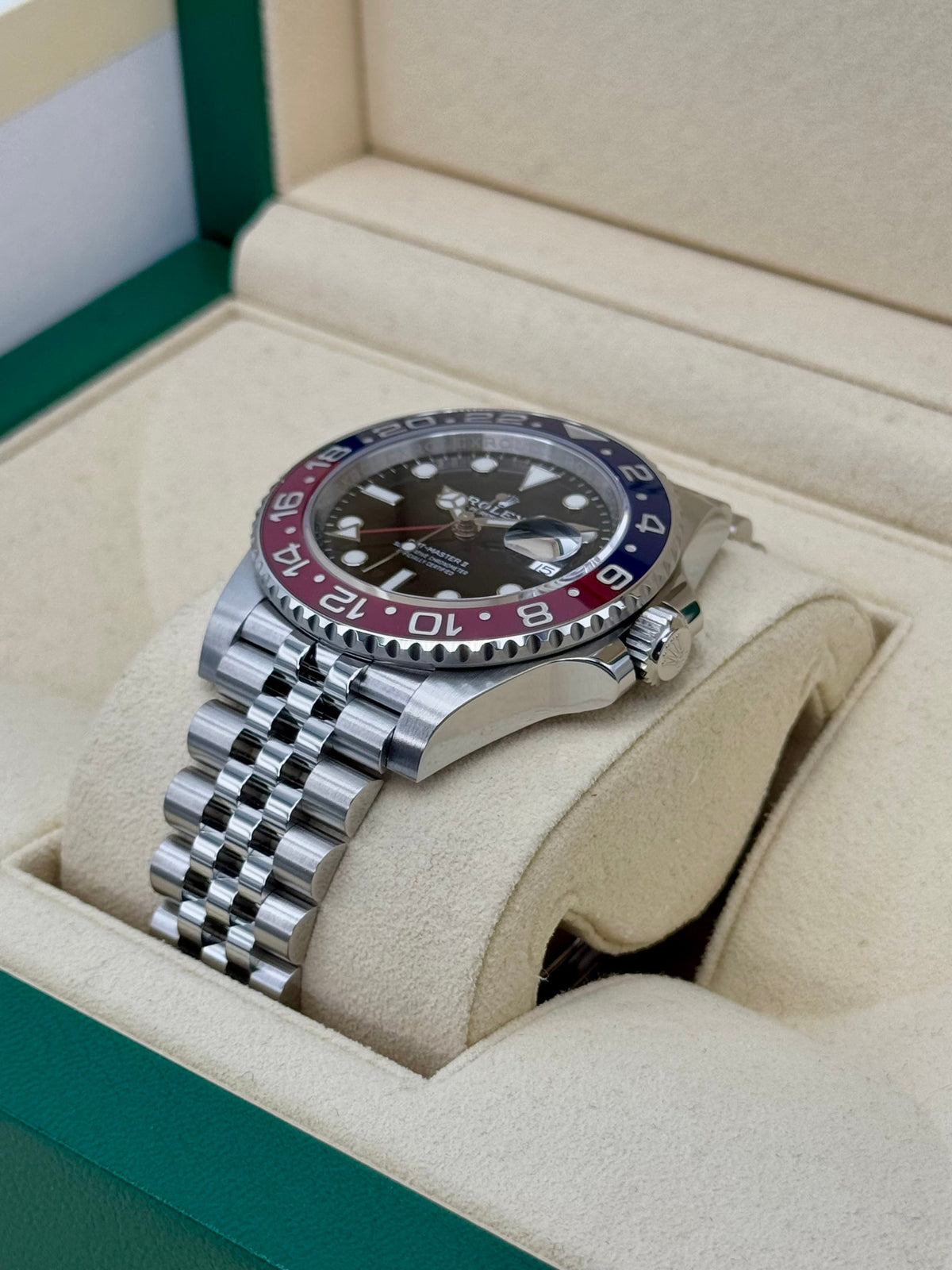 2020 Rolex GMT Master-II "Pepsi" 40mm 126710BLRO Jubilee