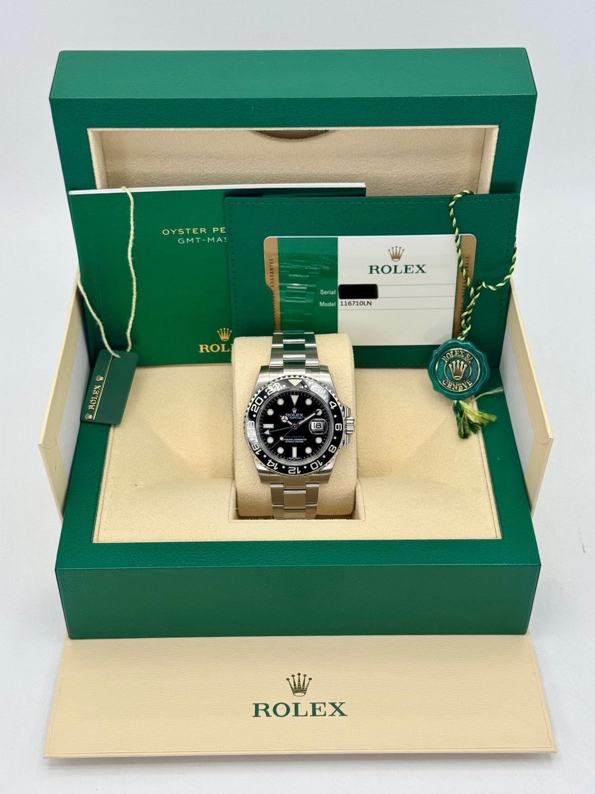 NEW OLD STOCK 2016 Rolex GMT-Master II 40mm 116710LN Black Dial
