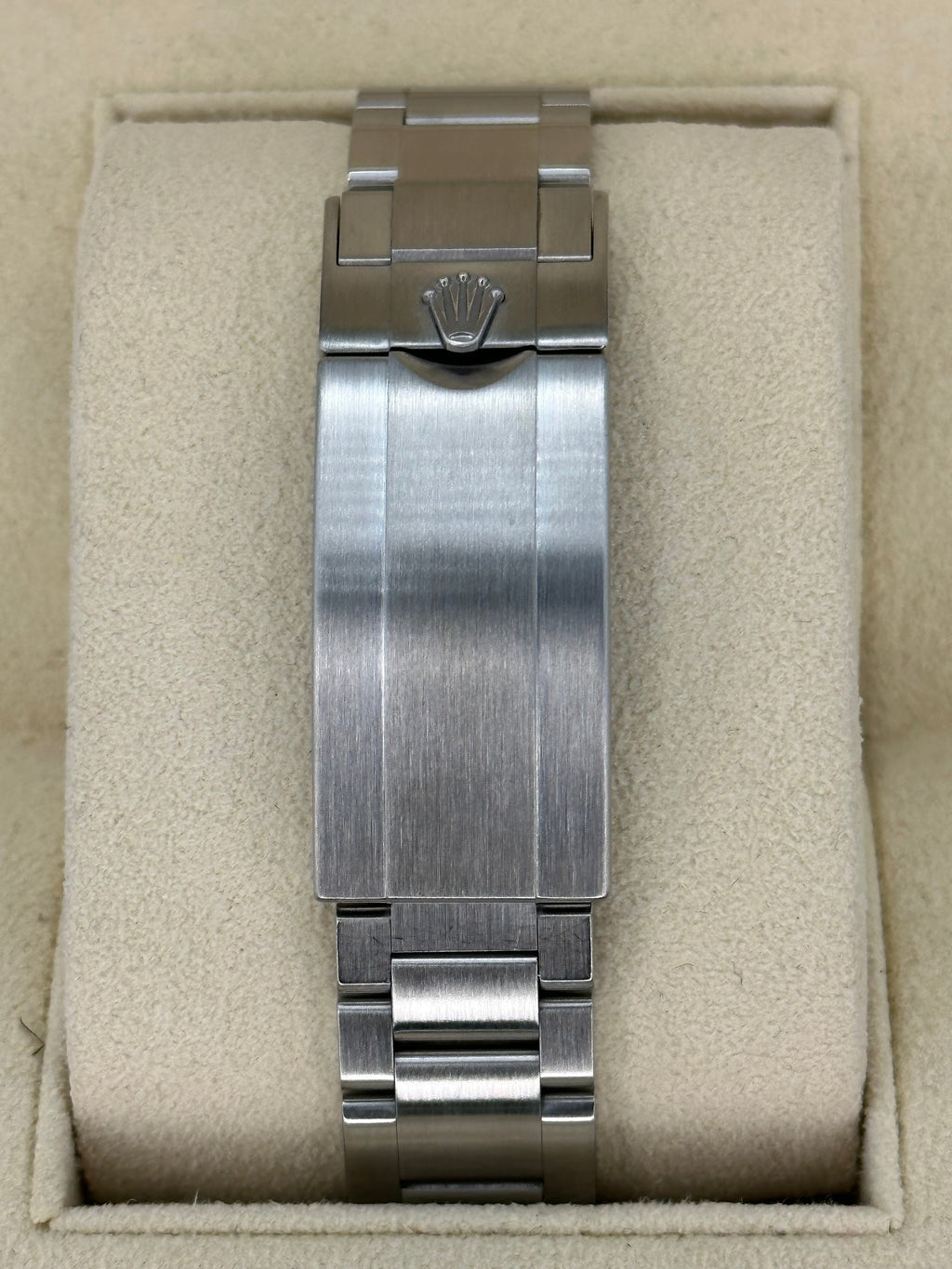 Rolex Submariner "Hulk" 40mm 116610LV Green Dial