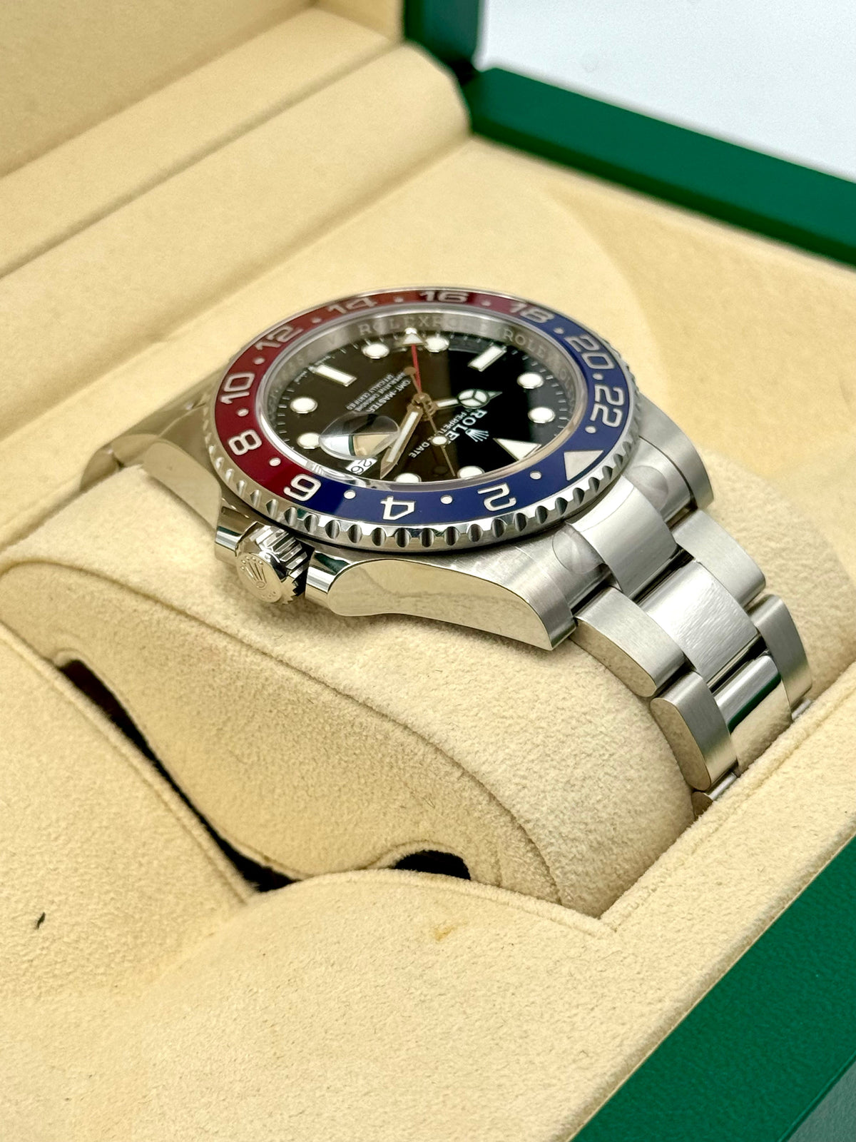 2022 Rolex GMT-Master II "Pepsi" 40mm 126710BLRO Oyster