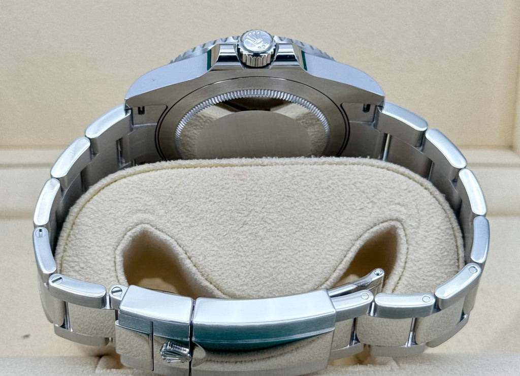 2022 Rolex GMT-Master II "Pepsi" 40mm 126710BLRO Oyster