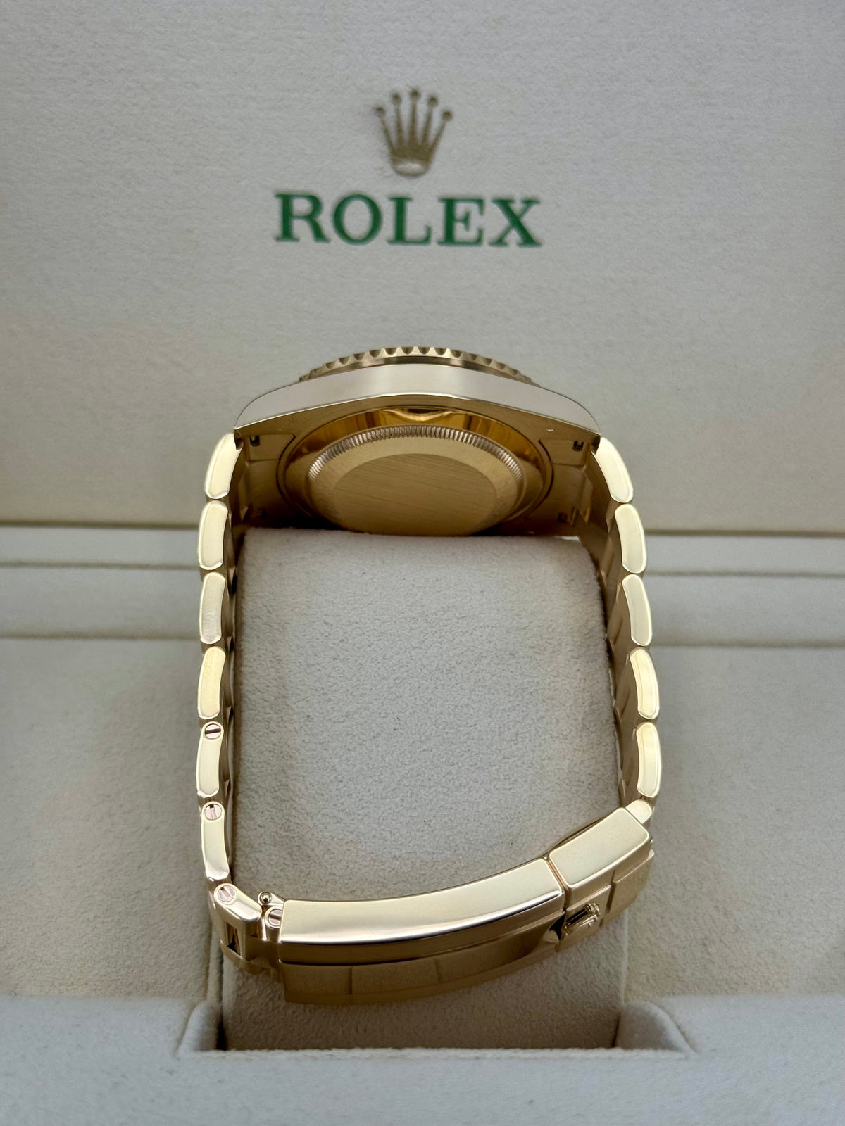 2024 Rolex Submariner "Bluesy" 41mm 126618LB Yellow Gold Blue Dial