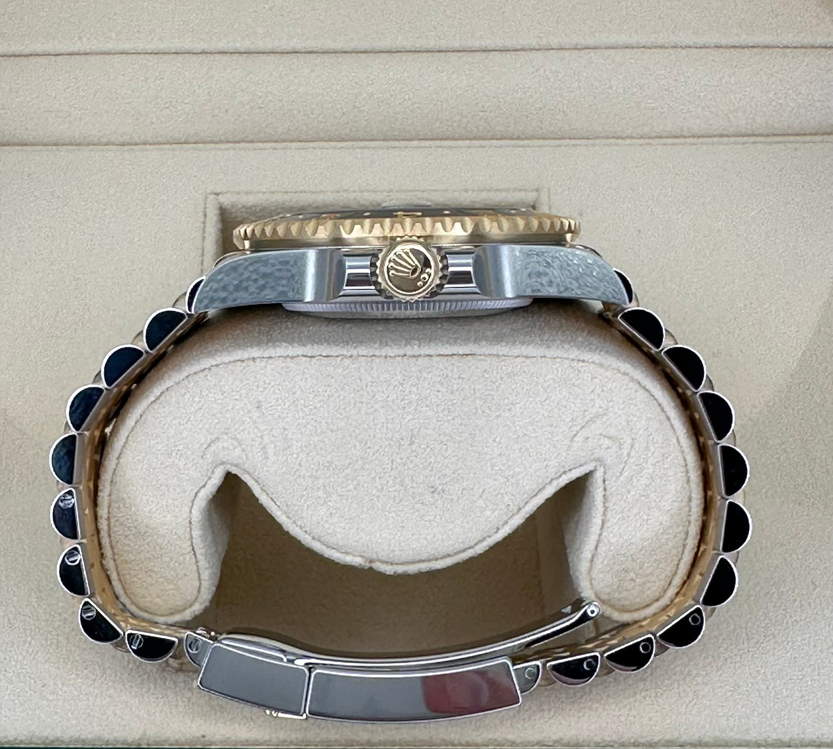 2023 Rolex GMT-Master II 40mm 126713GRNR Two-Tone Jubilee Black Dial
