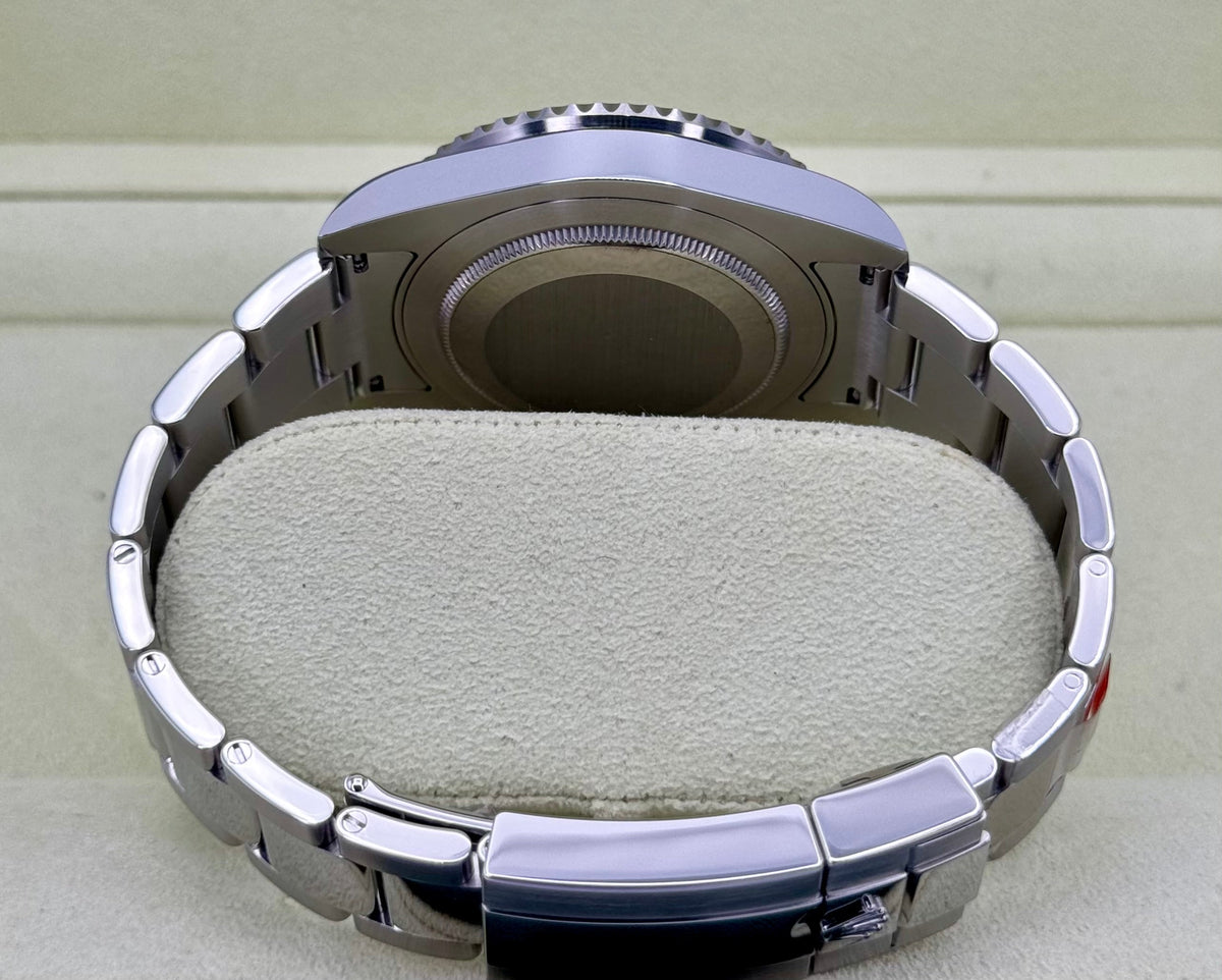 2012 Rolex GMT-Master II 40mm 116710LN Stainless Steel Black Dial