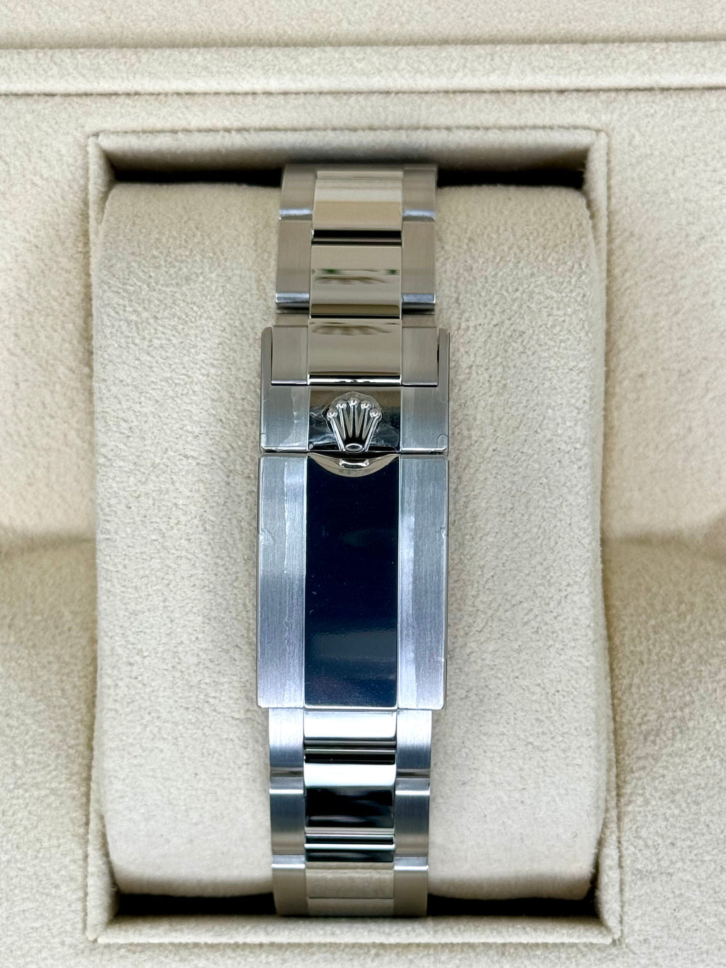 2023 Rolex Daytona 40mm 116506 Platinum Ice Blue Diamond Dial