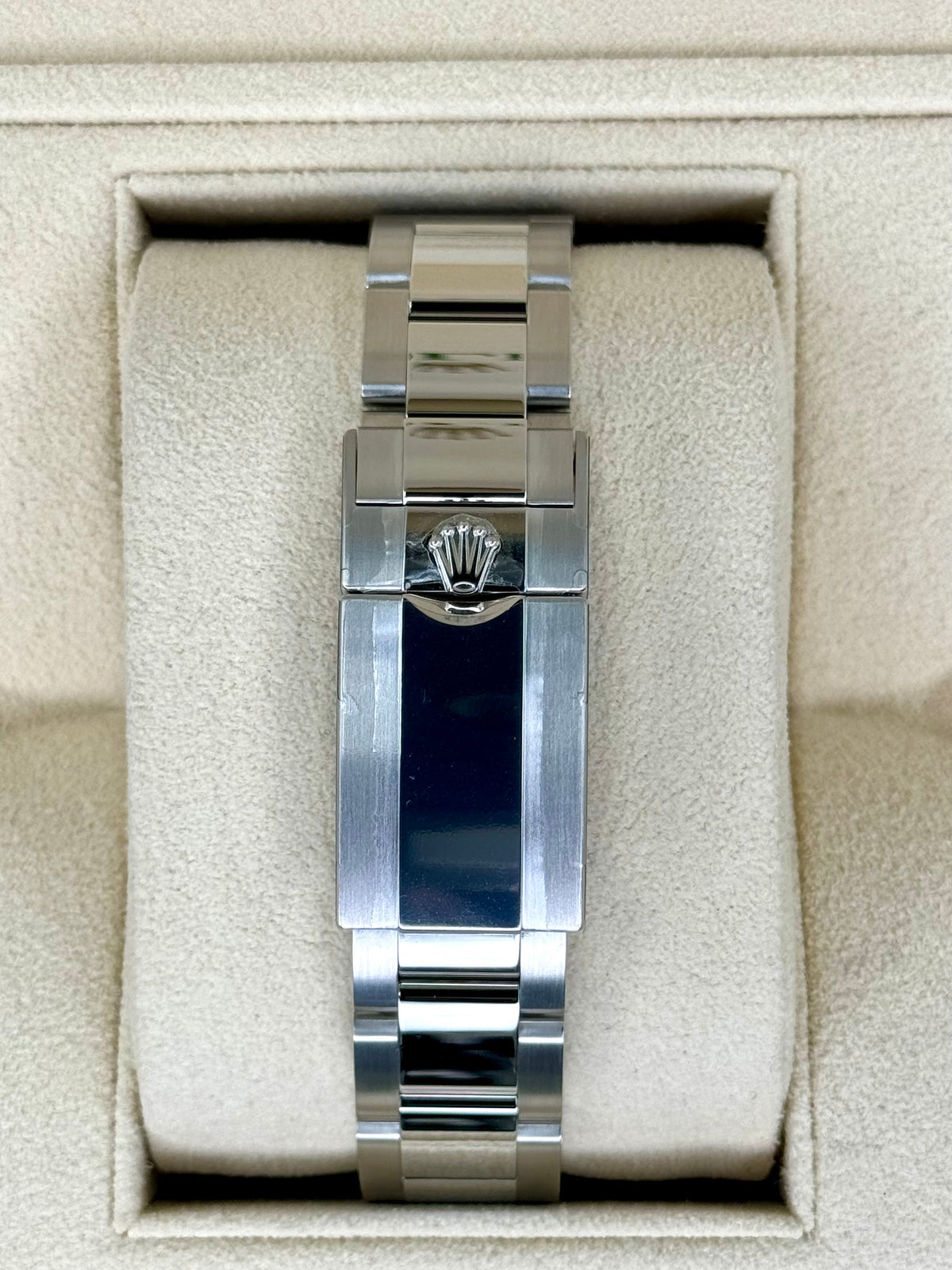 2023 Rolex Daytona 40mm 116506 Platinum Ice Blue Diamond Dial