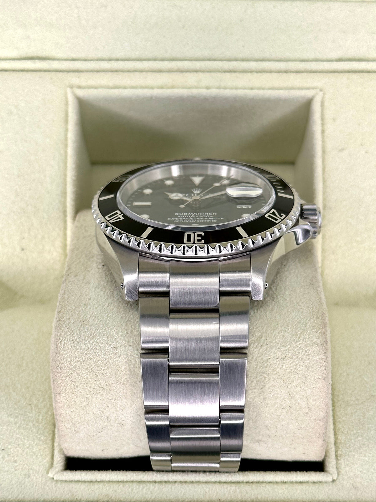 2002 Rolex Submariner Date 40mm 16610 Stainless Steel Black Dial