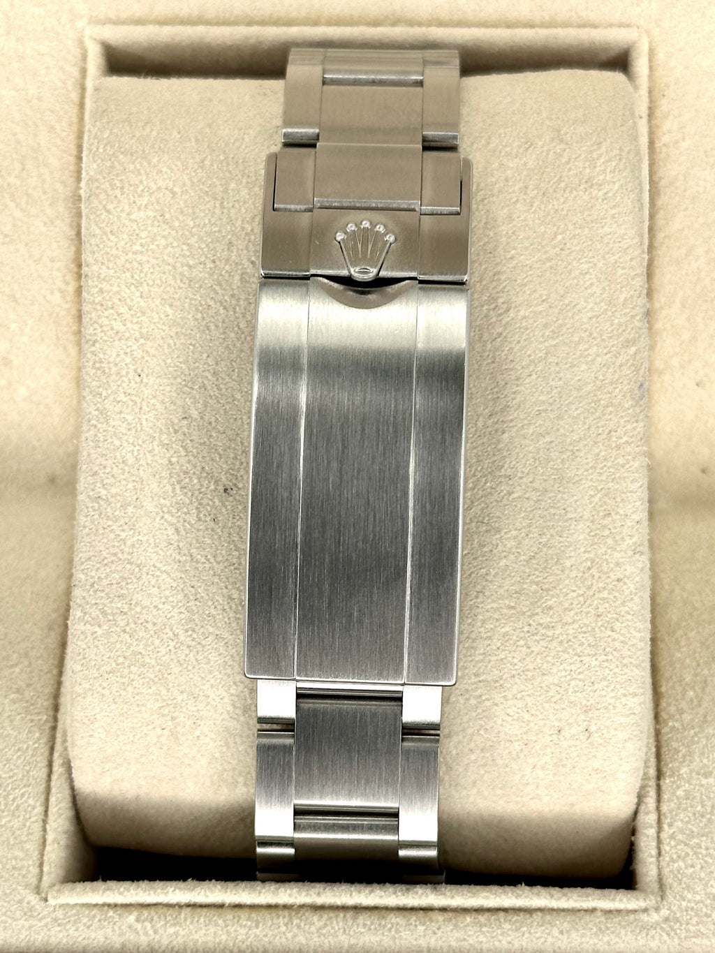 2016 Rolex Submariner "Hulk" 40mm 116610LV Green Dial