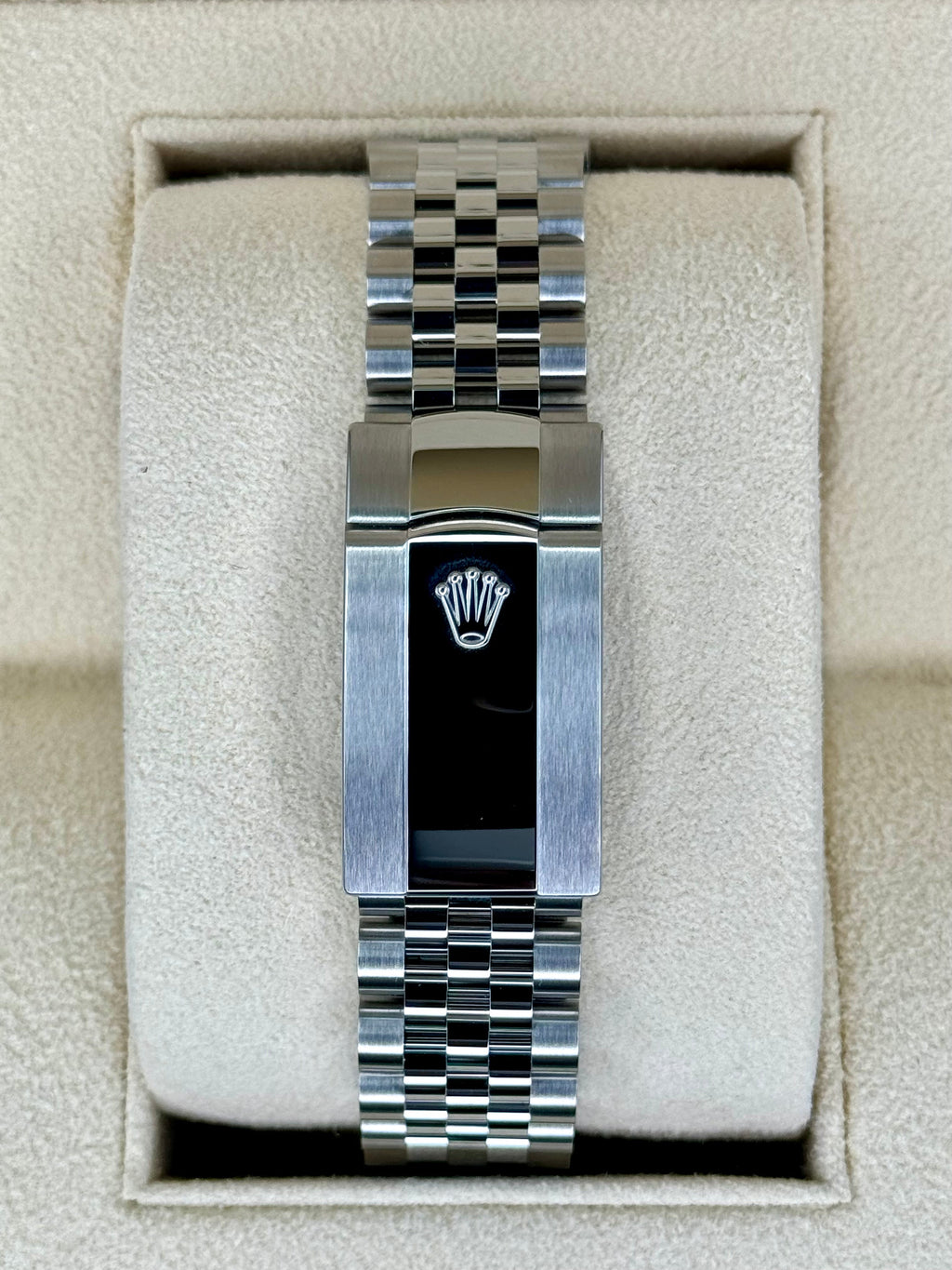 NEW 2024 Rolex Datejust 41mm 126334 Stainless Steel Jubilee Blue Dial