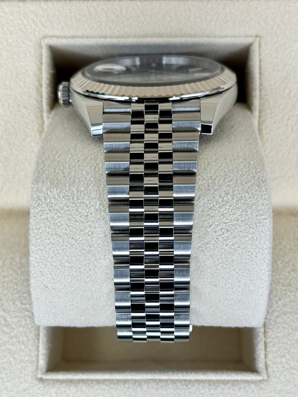 NEW 2024 Rolex Datejust 41mm 126334 Stainless Steel Jubilee Blue Dial