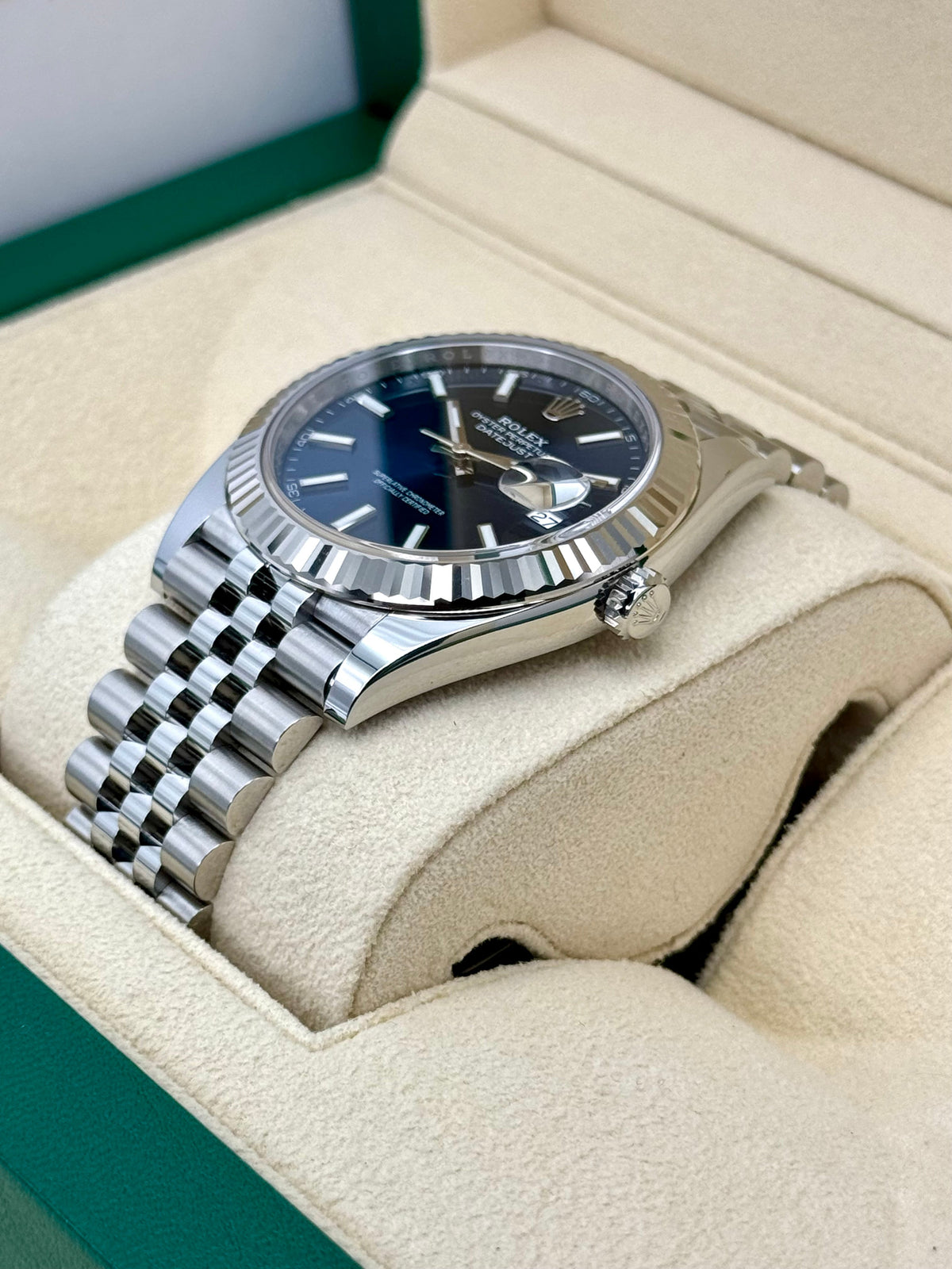 NEW 2024 Rolex Datejust 41mm 126334 Stainless Steel Jubilee Blue Dial