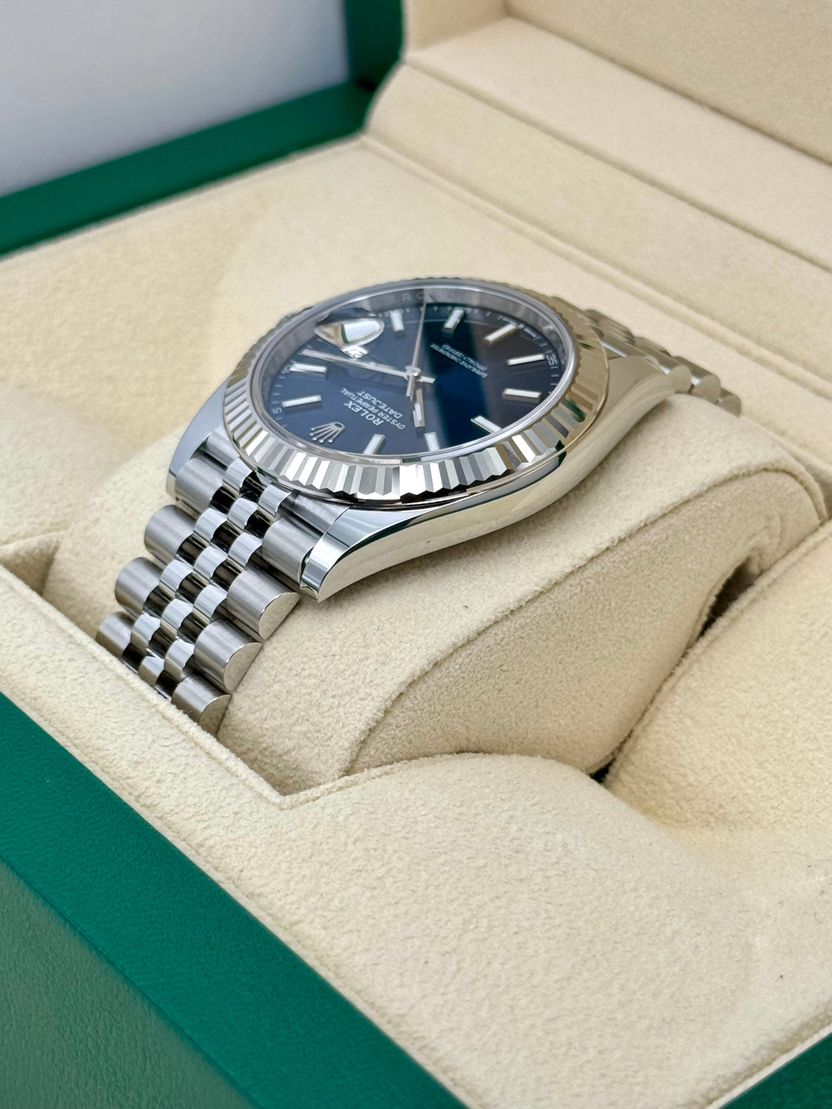 NEW 2025 Rolex Datejust 41mm 126334 Stainless Steel Jubilee Blue Dial