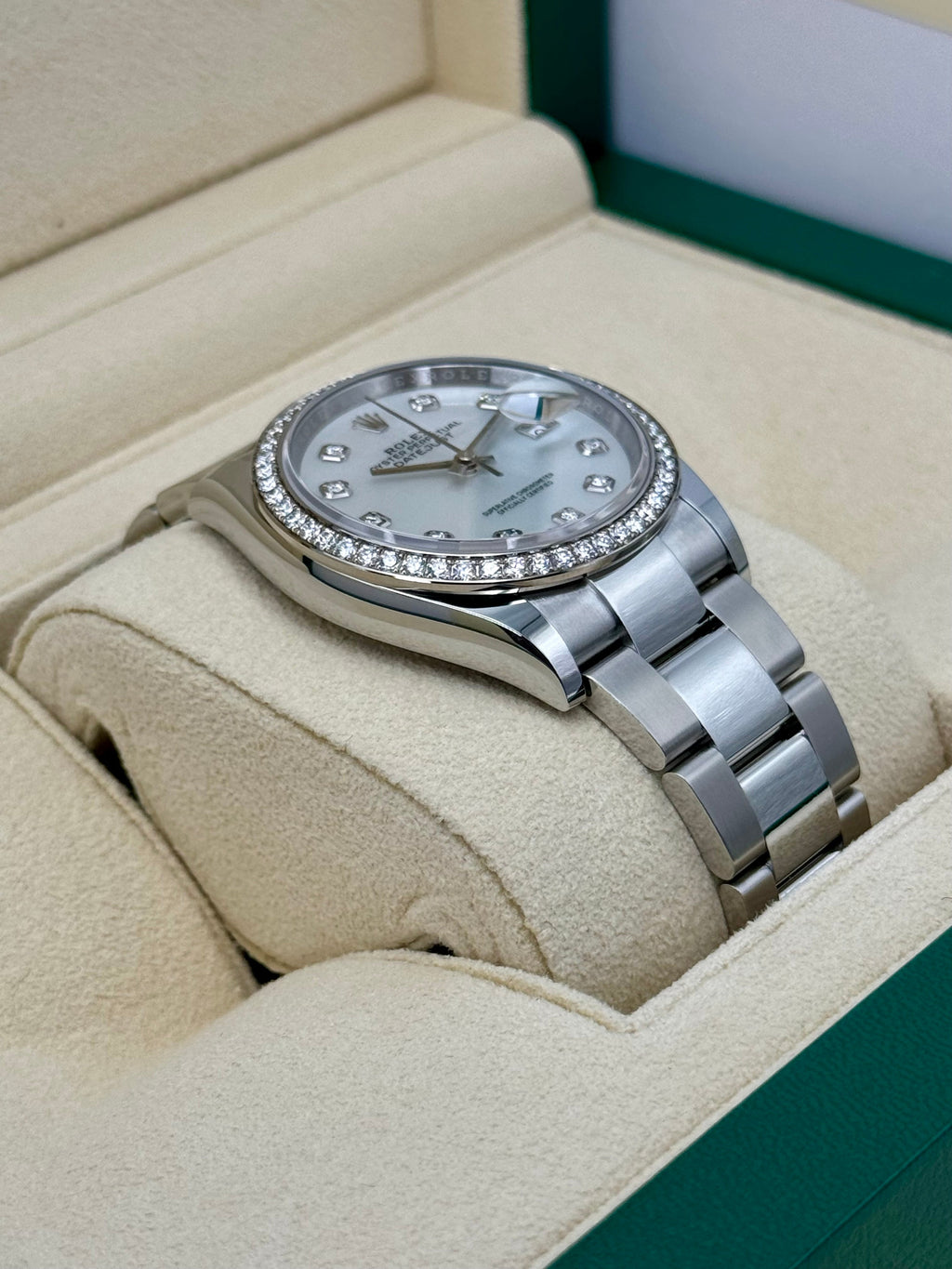NEW 2024 Rolex Datejust 36mm 126284RBR MOP Diamond Dial