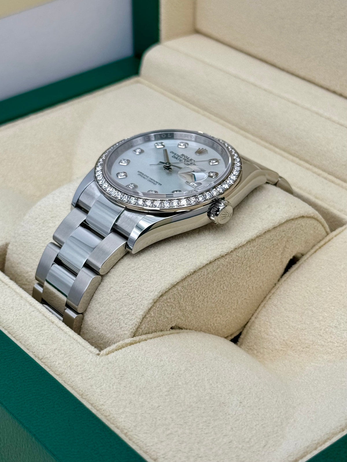 NEW 2024 Rolex Datejust 36mm 126284RBR MOP Diamond Dial